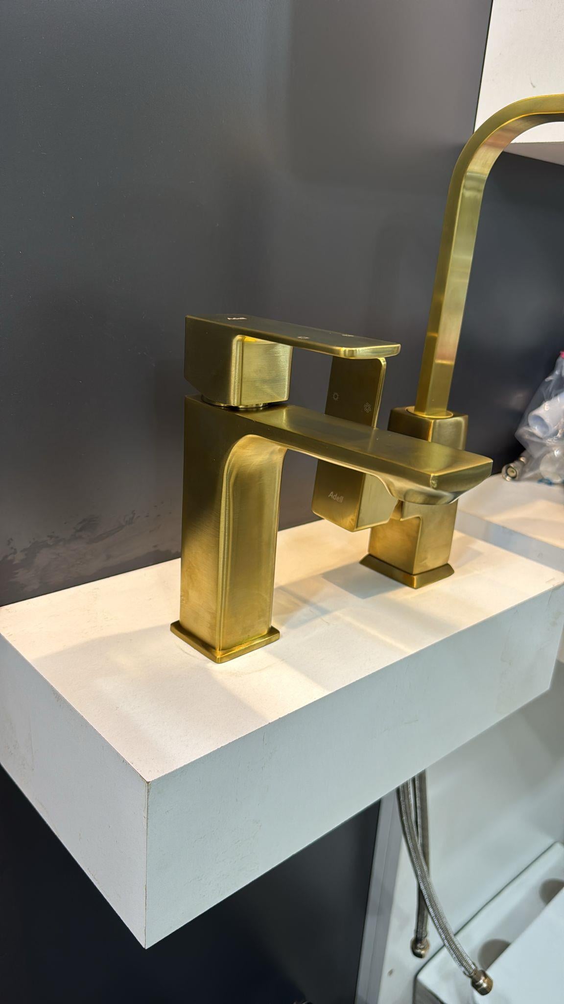 Adell Bloc Mat Gold Lavabo Bataryası