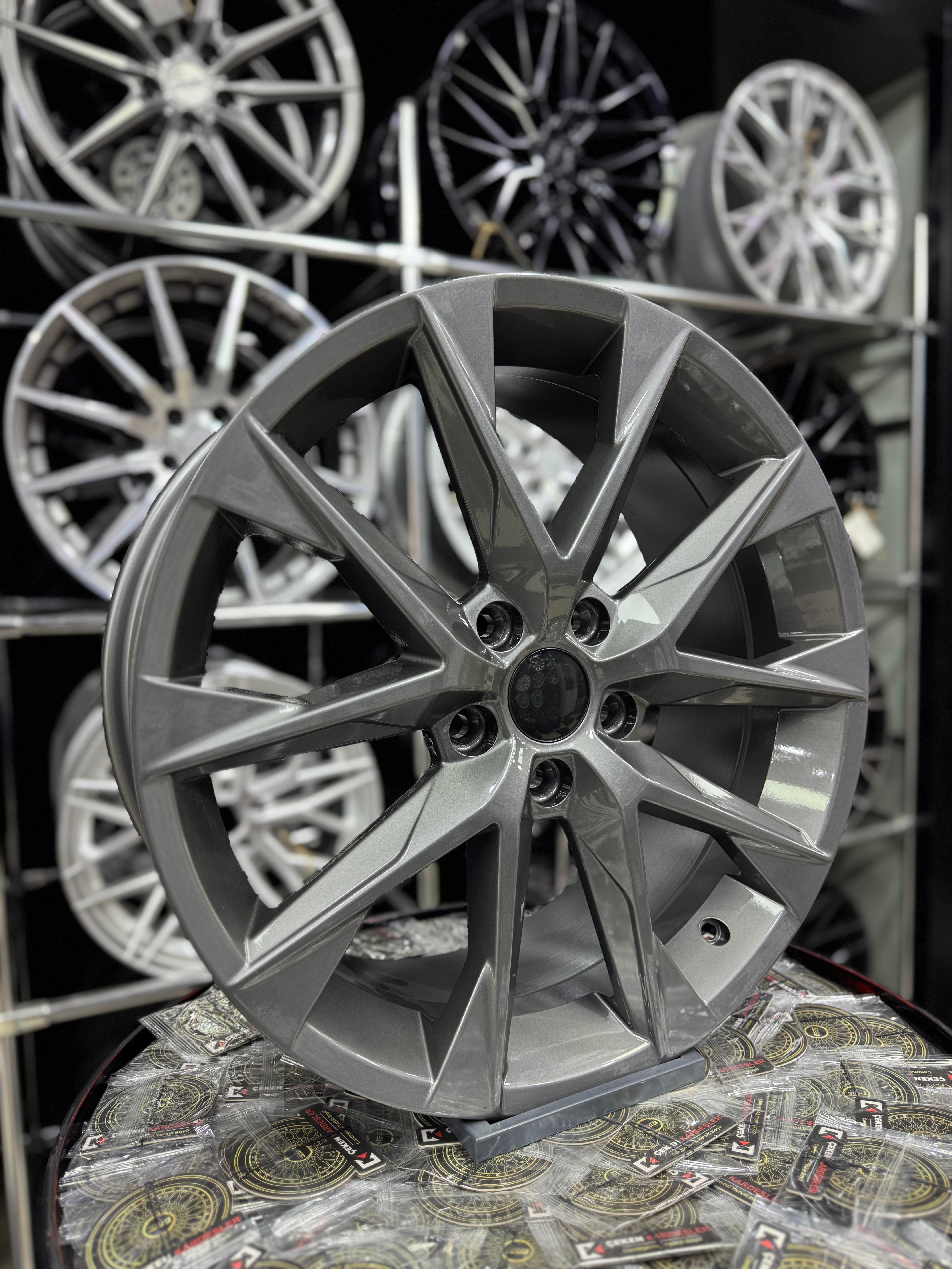 18'' 5x112 SEAT LEON AKREP GUNMETAL JANT MODELİ