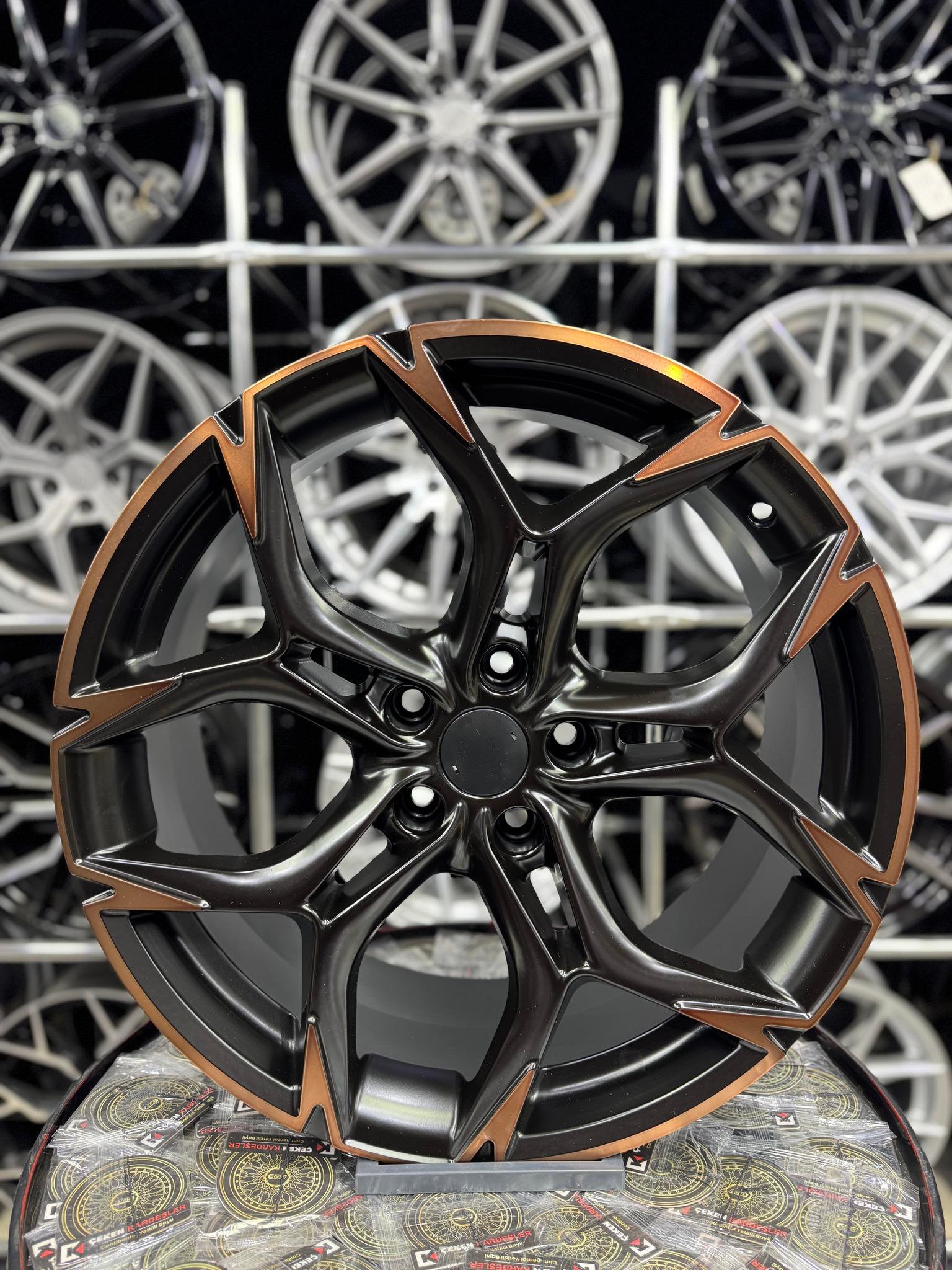 19'' 5x112 CUPRA FORMENTOR BRONZ LİP JANT MODELİ