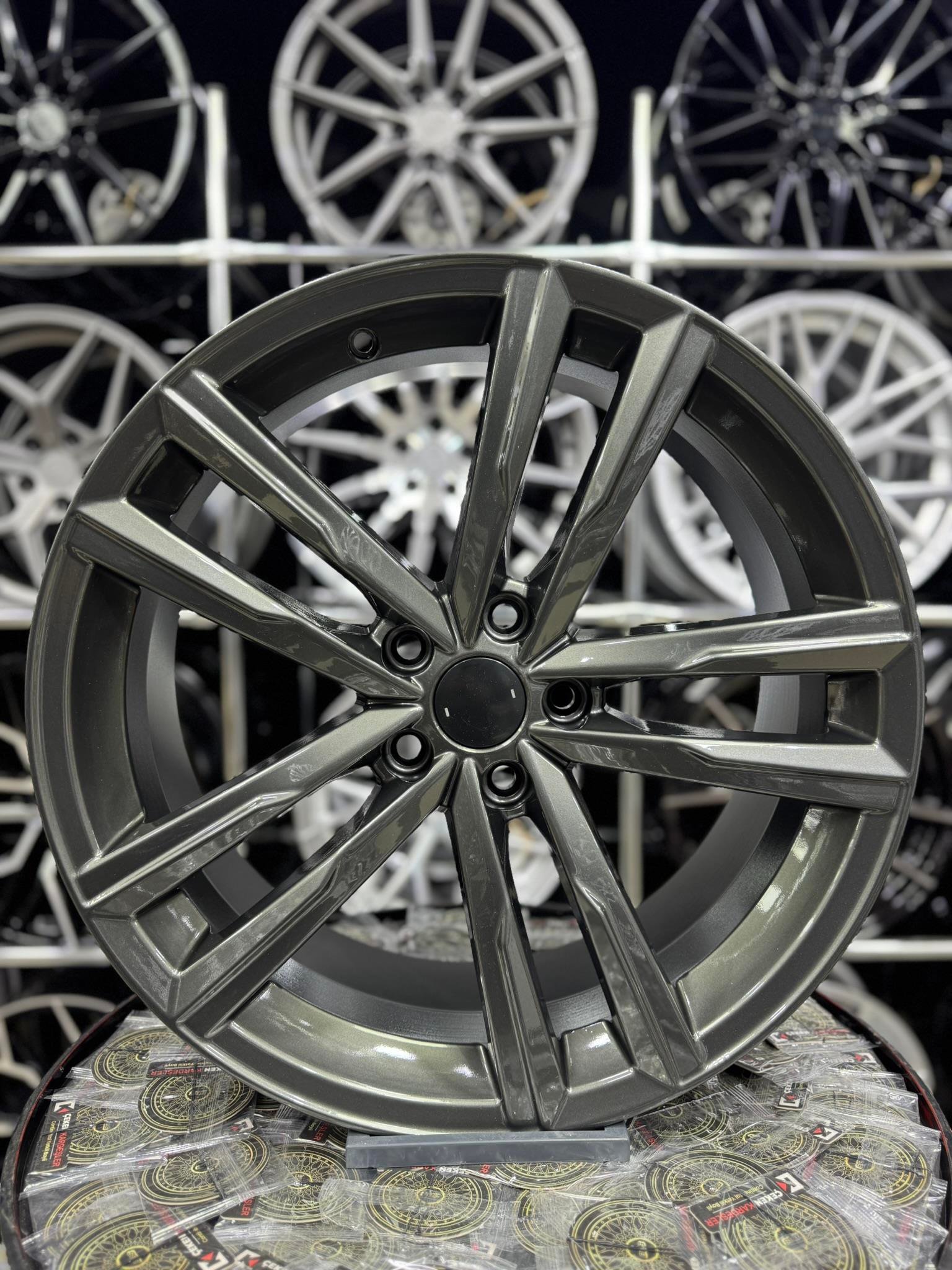 19'' 5x112 VW DARTFORD GUNMETAL JANT MODELİ