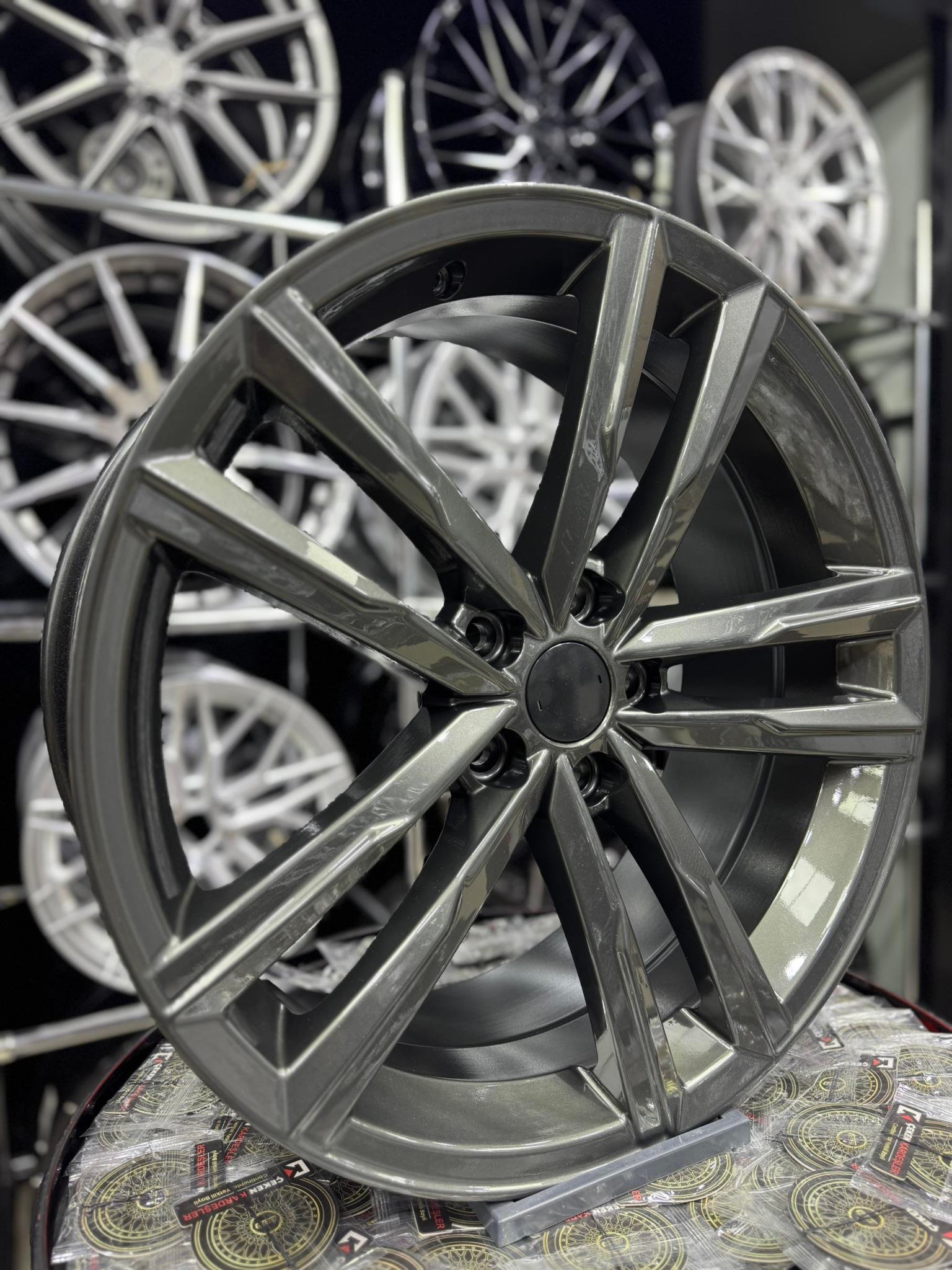 19'' 5x112 VW DARTFORD GUNMETAL JANT MODELİ