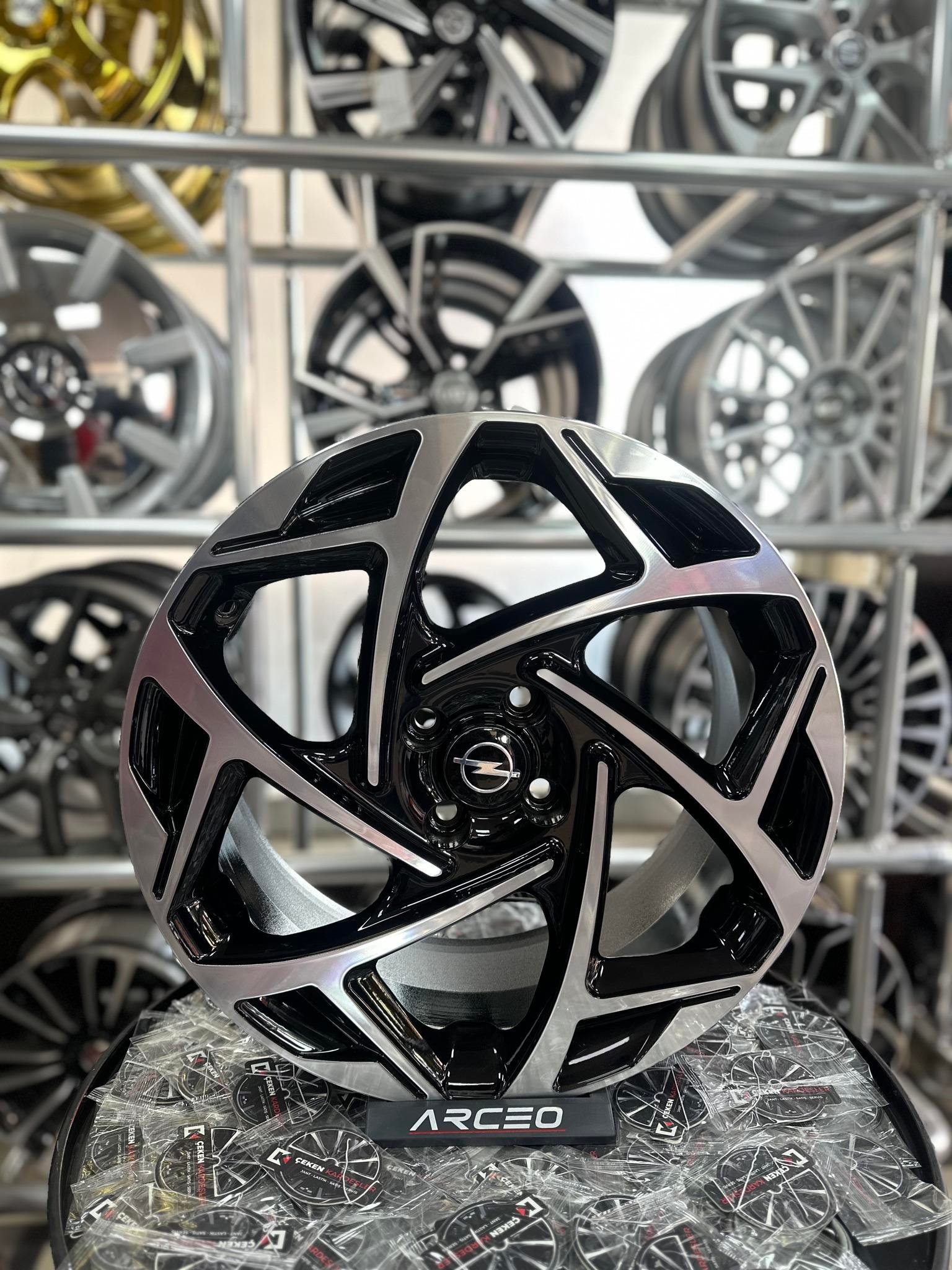 19'' 5X120 OPEL İNSİGNİA ATOM BLACK DİAMOND JANT MODELİ