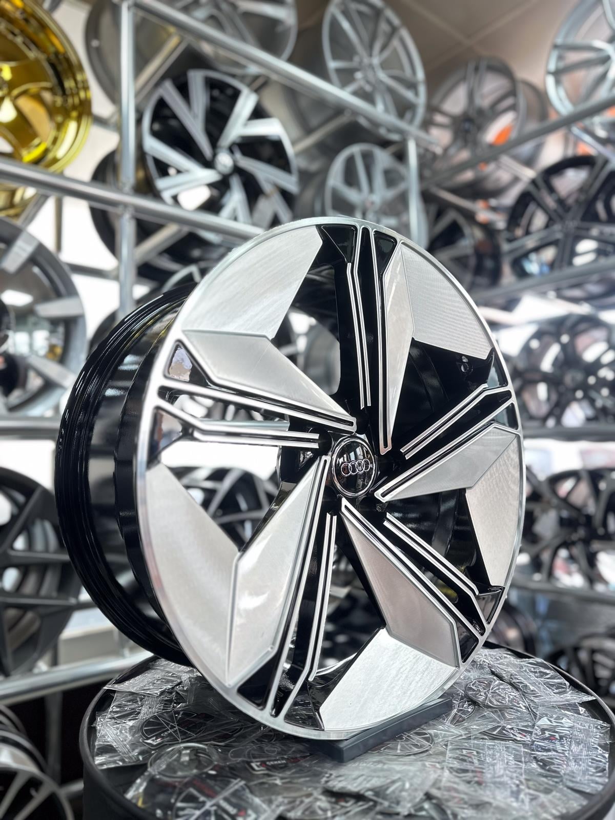 Audi E-Tron Jant Modeli