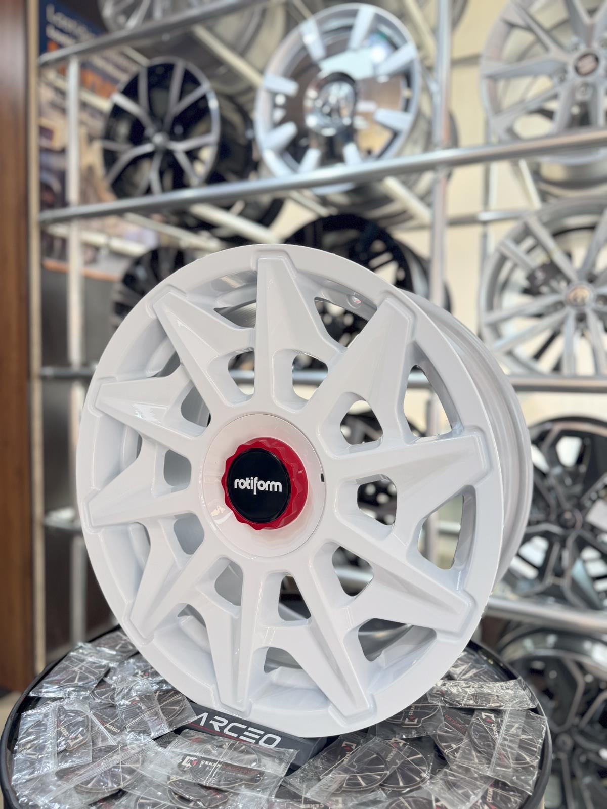Rotiform Zeus Jant Modeli