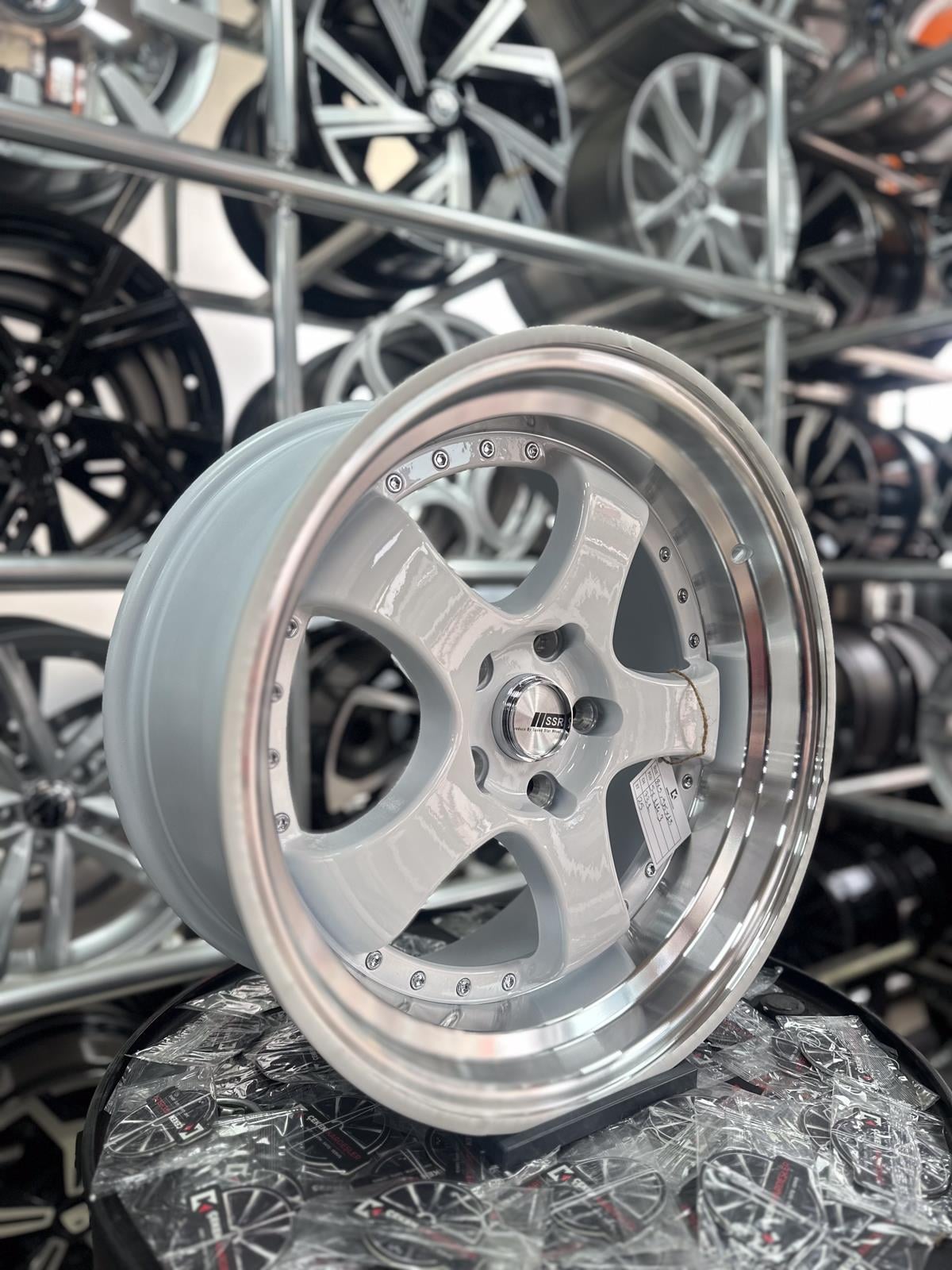 Ssr White Jant Modeli
