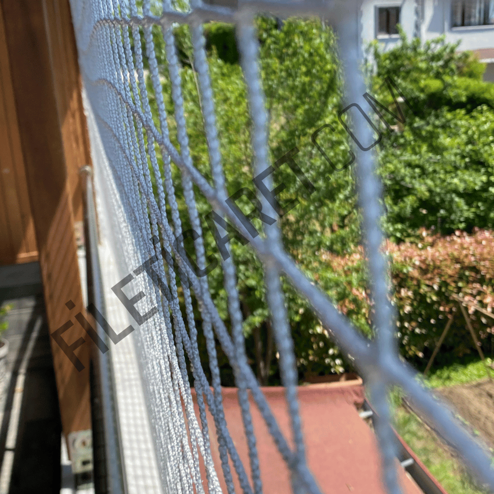 Balkon Çocuk Filesi (Kare) - Overloklu - 10x10 gözenek - 6mm kalınlık