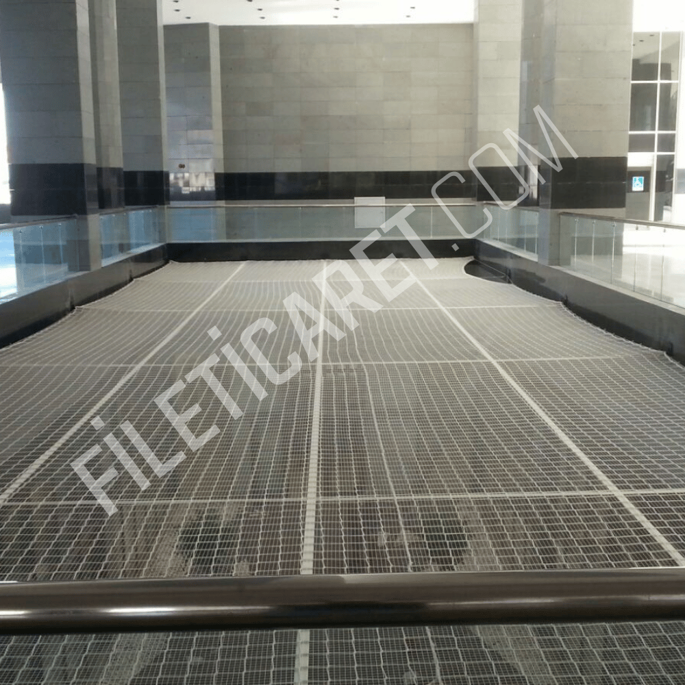 Galeri Boşluğu Filesi (Kare) - Overloklu - 10x10 gözenek - 6mm kalınlık