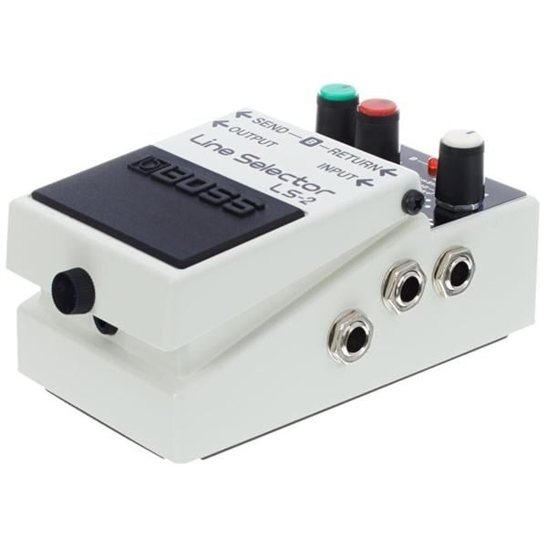 BOSS LS-2 Line Selector Kompakt Efekt Pedalı
