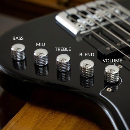 CORT NJS5BK BASS GİTAR, 5 TELLİ, ÇANTALI, SİYAH