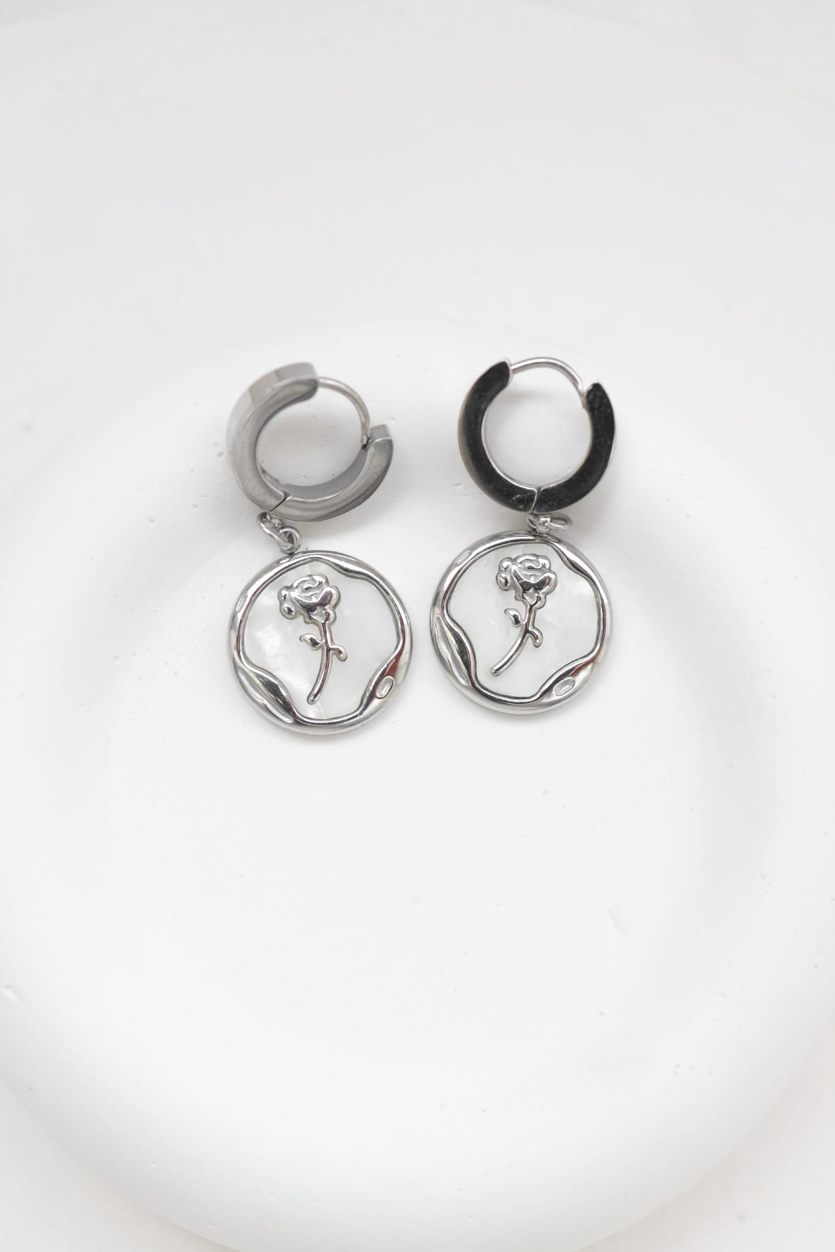 Çiçek Desenli Silver Küpe