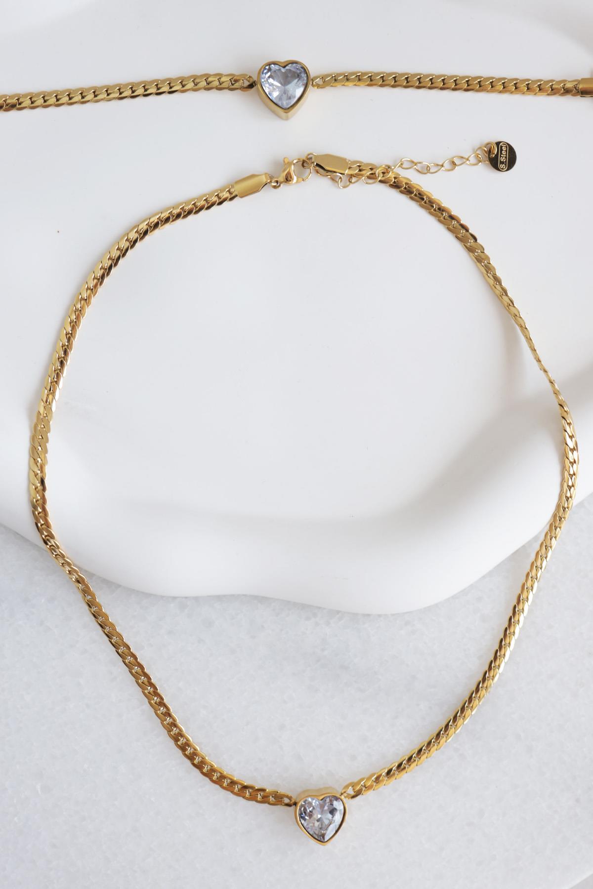 Kalp Detaylı Gold Kaplama Minimalist Set