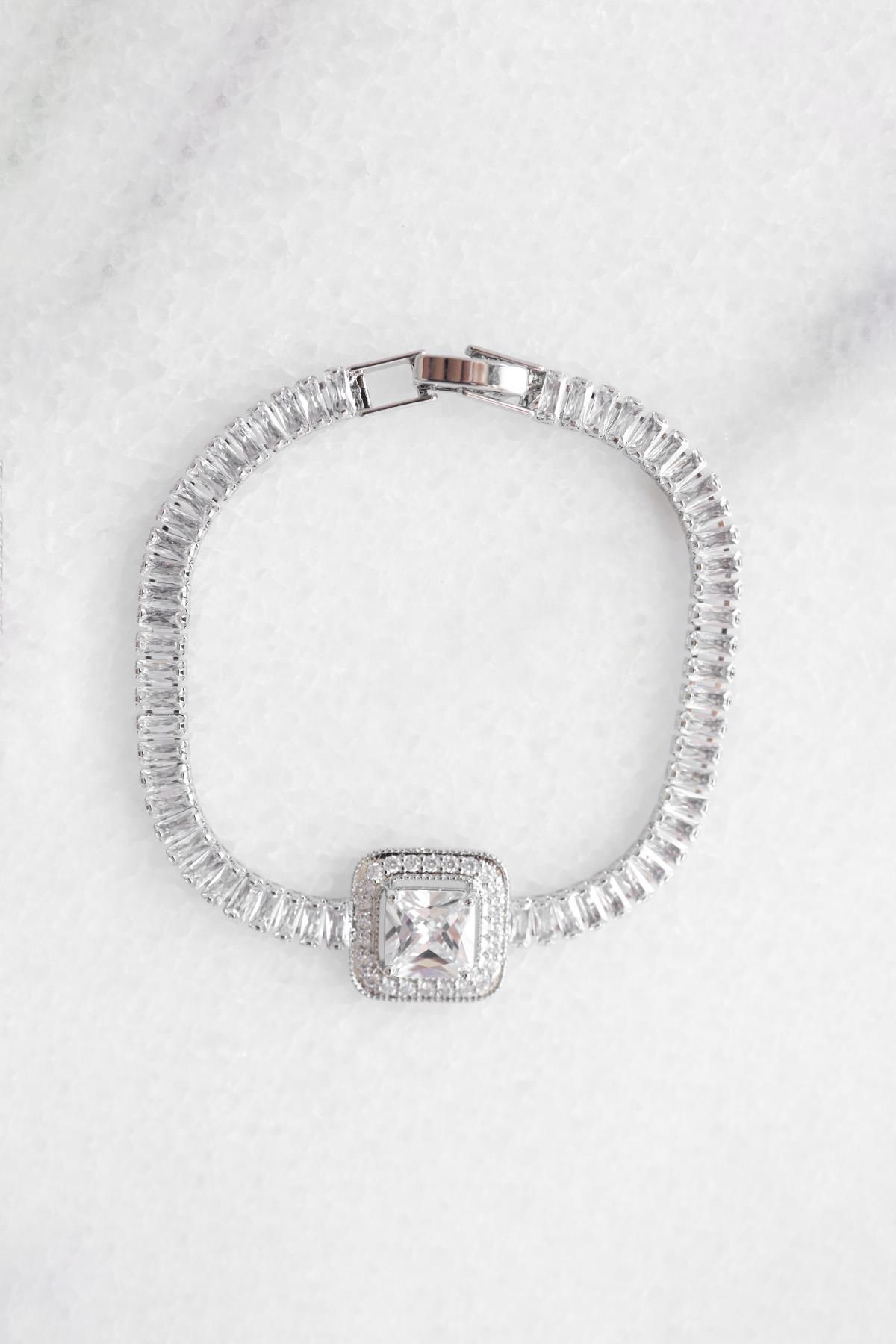 Kristal Kare Parıltılı Silver Bileklik