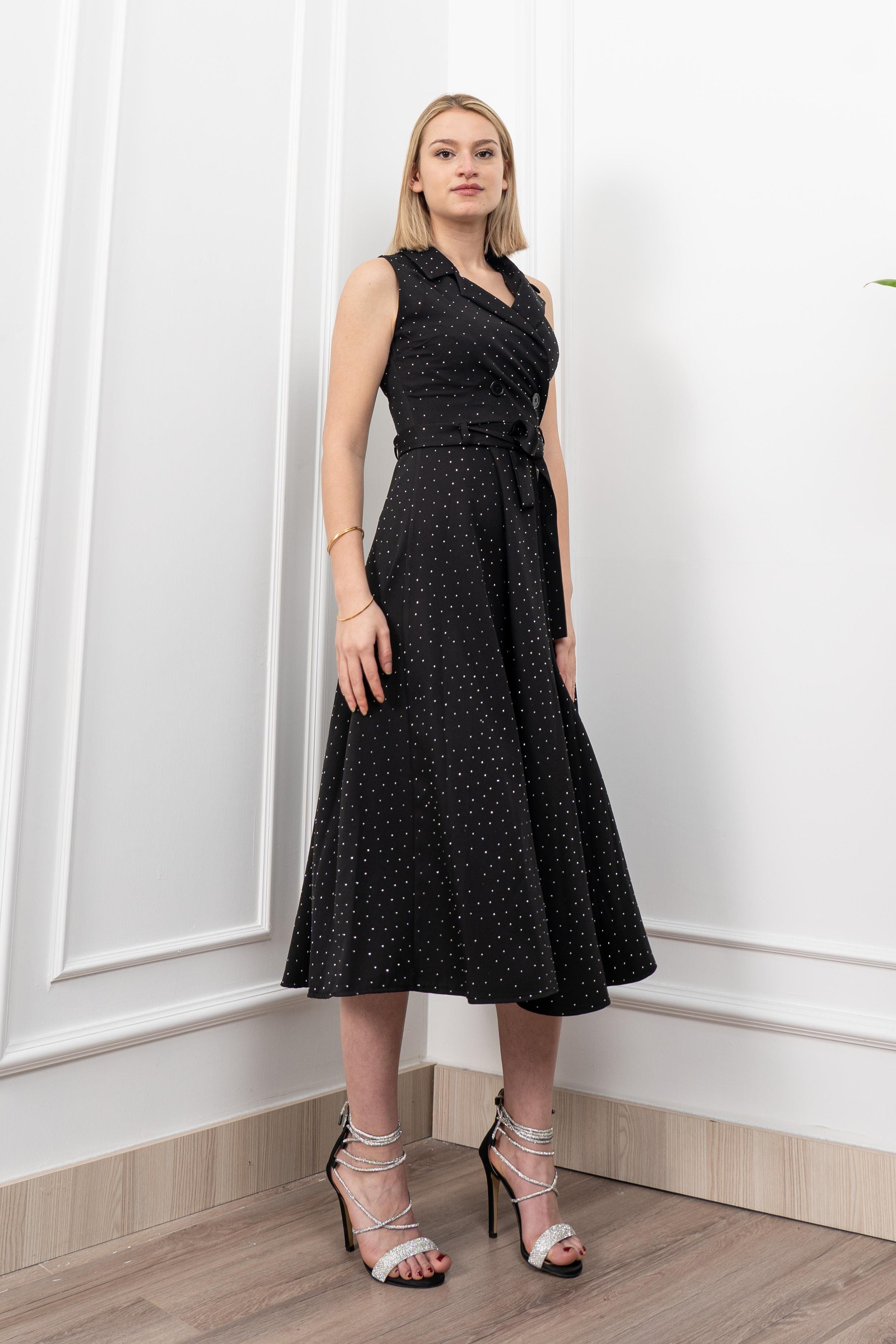 Beli Kuşaklı Yakalı Ve Taş Detaylı Uzun Elbise 50338