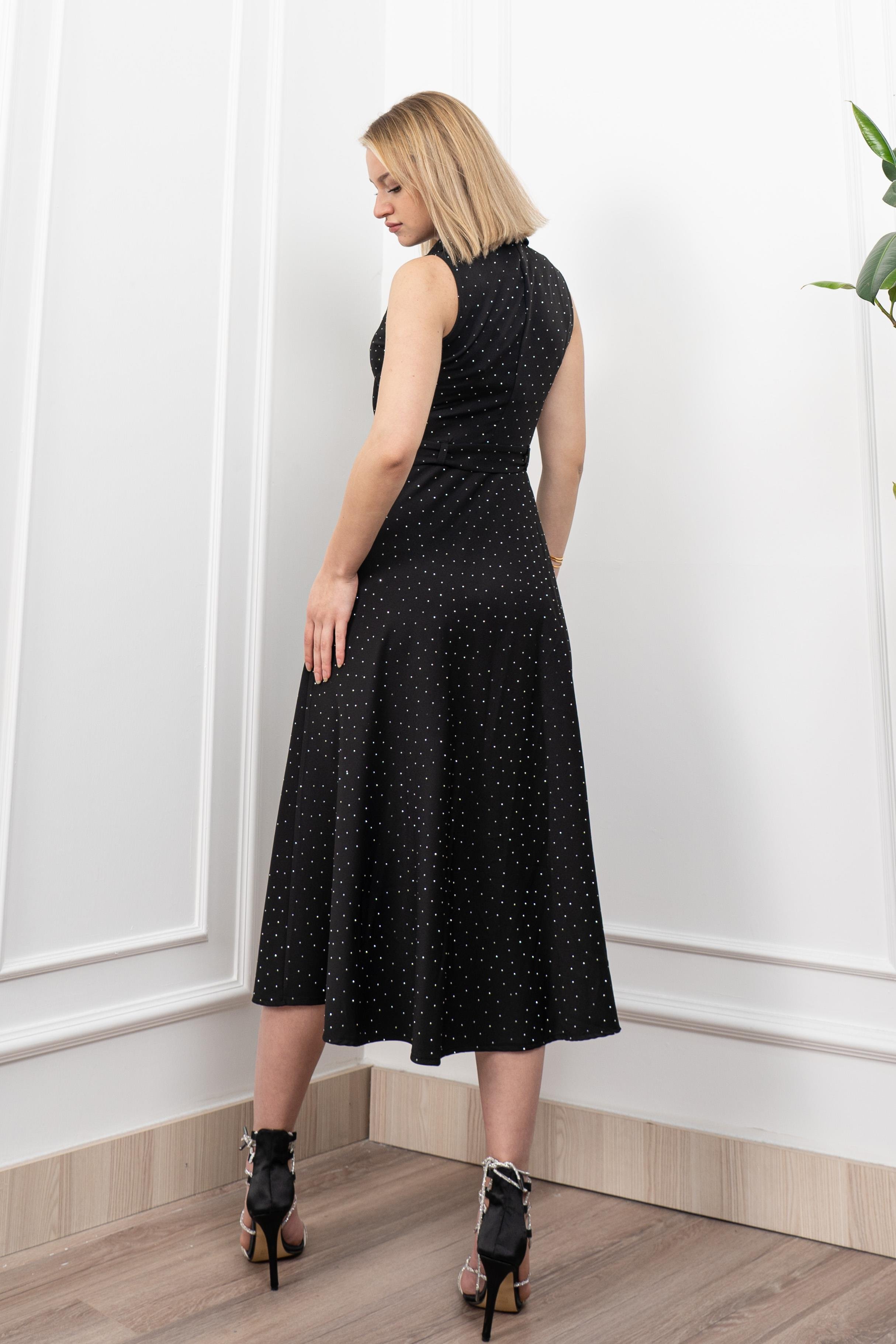 Beli Kuşaklı Yakalı Ve Taş Detaylı Uzun Elbise 50338