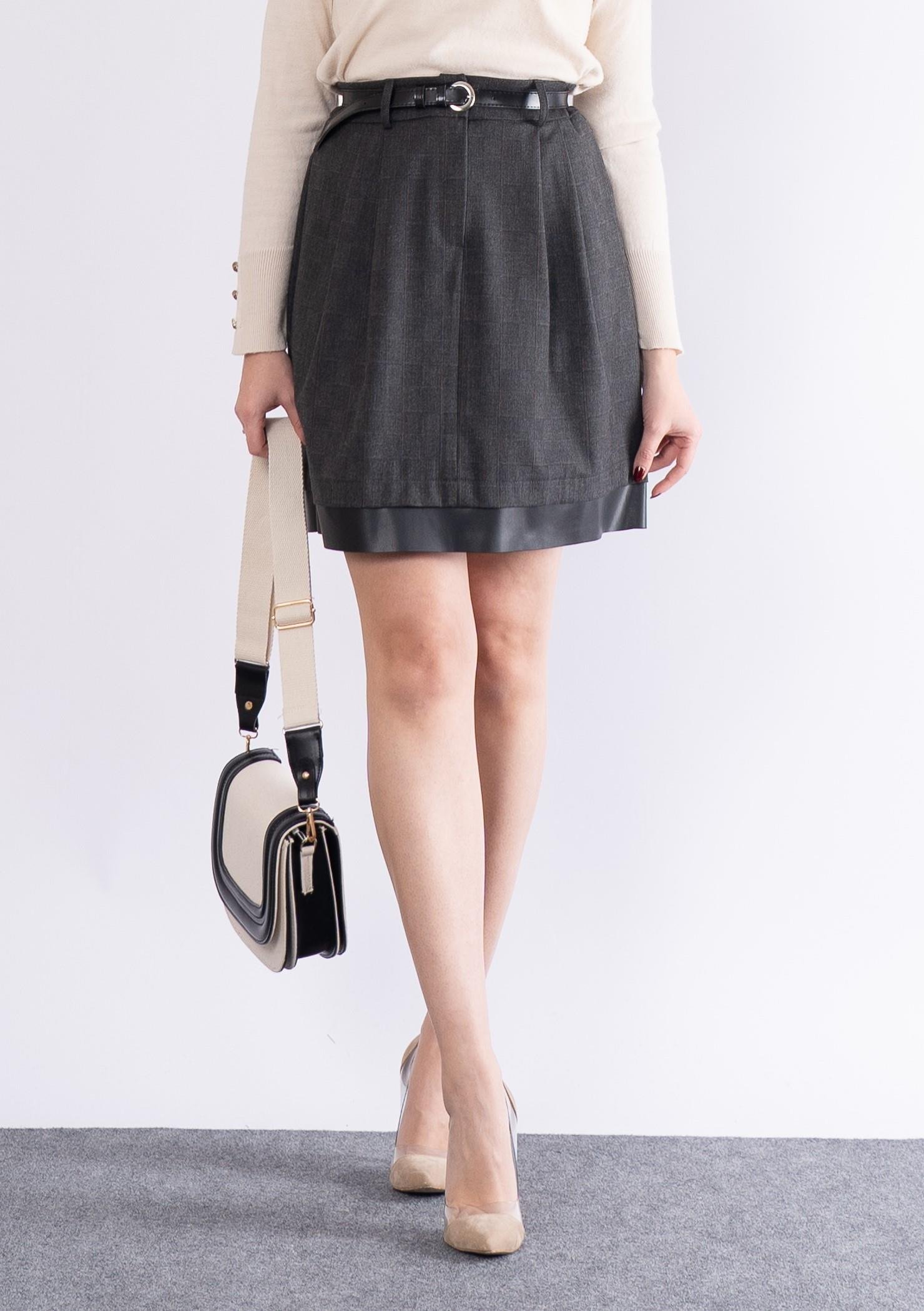 Deri Parçalı Kemerli Pileli Etek 6740