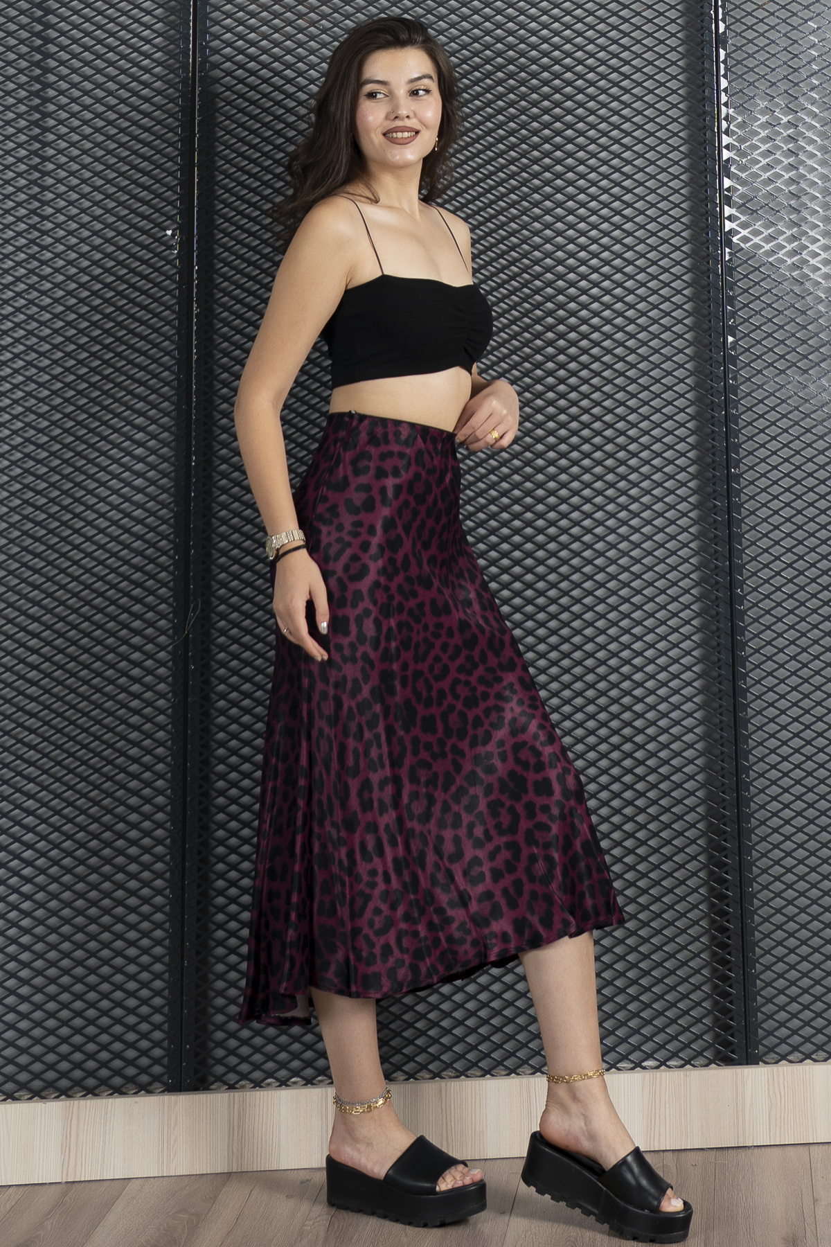 Desenli Saten Kumaş Etek 6718