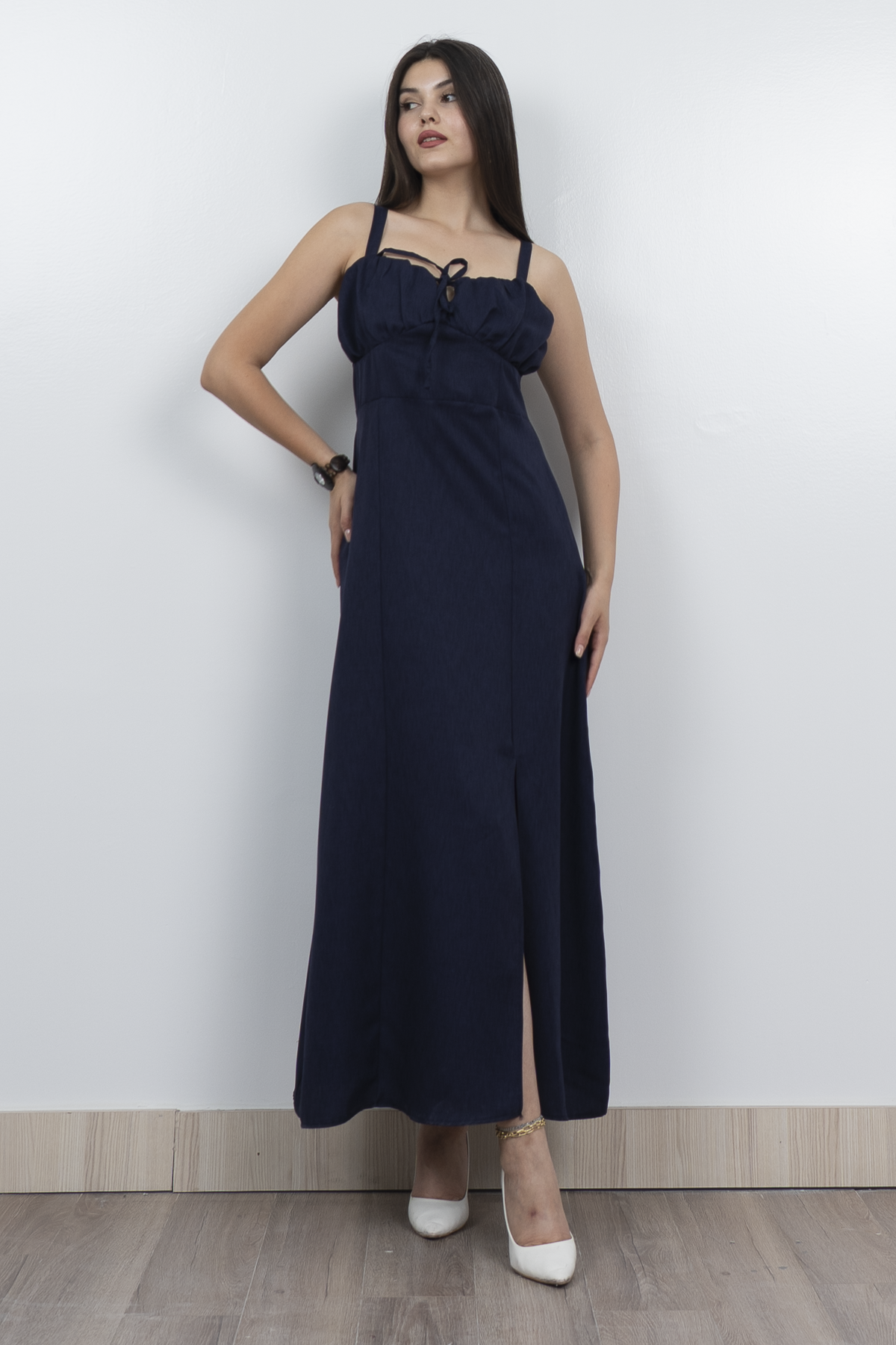 Göğüs Büzgülü Önden Yırtmaçlı Askılı Uzun Elbise 50322