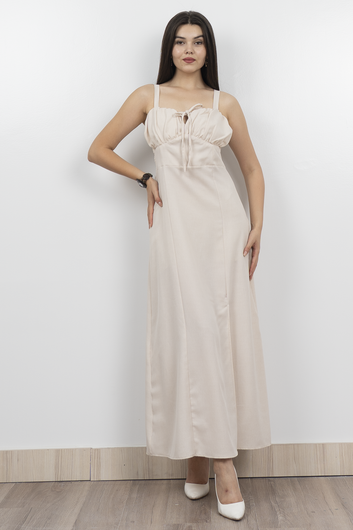 Göğüs Büzgülü Önden Yırtmaçlı Askılı Uzun Elbise 50322