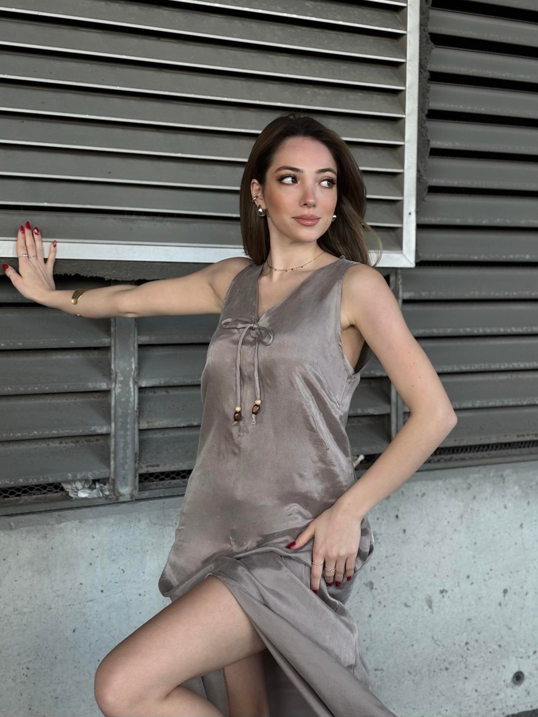 Ön V Yaka Fiyonklu Yırtmaçlı Uzun Elbise 50318