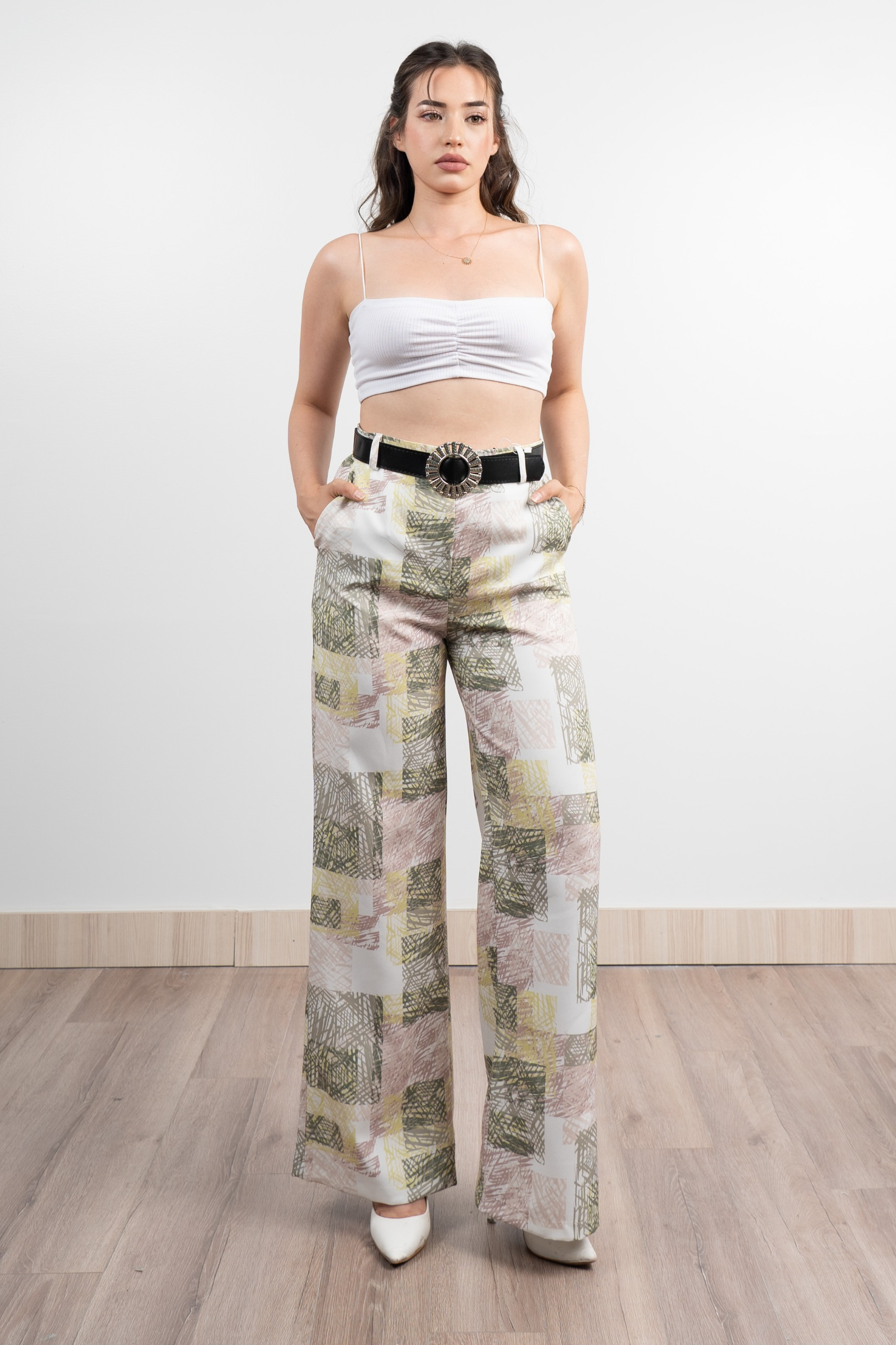 Renkli Bol Paça Kemerli ve Cepli Kumaş Pantolon 30031