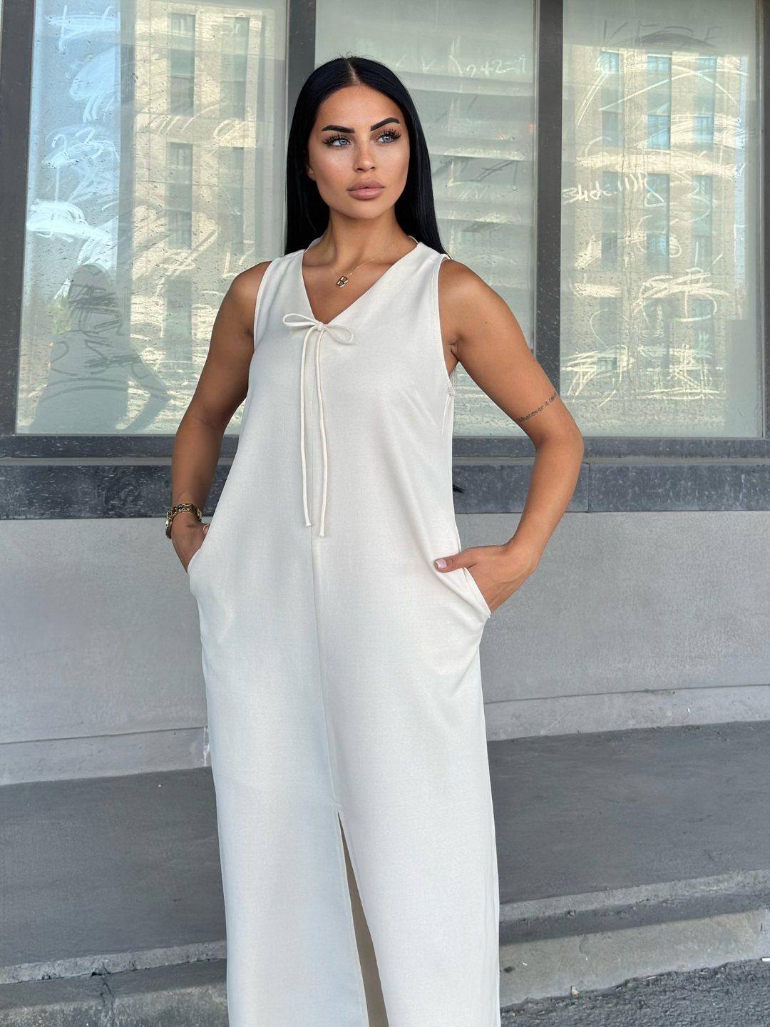 V Yaka Spagetti İp Detaylı Yırtmaçlı Uzun Elbise 50324