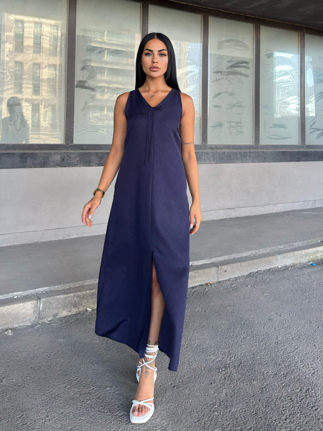 V Yaka Spagetti İp Detaylı Yırtmaçlı Uzun Elbise 50324