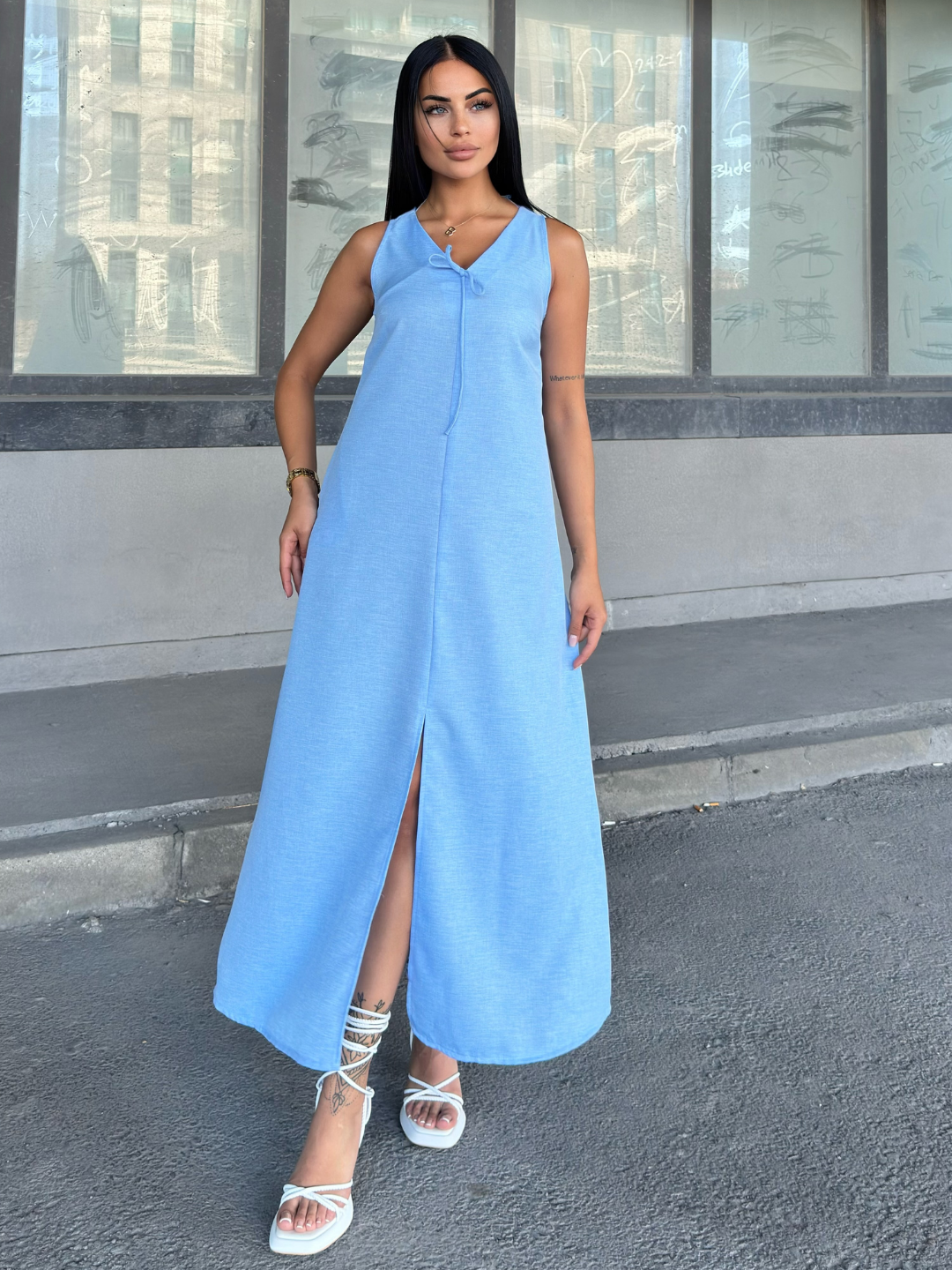 V Yaka Spagetti İp Detaylı Yırtmaçlı Uzun Elbise 50324