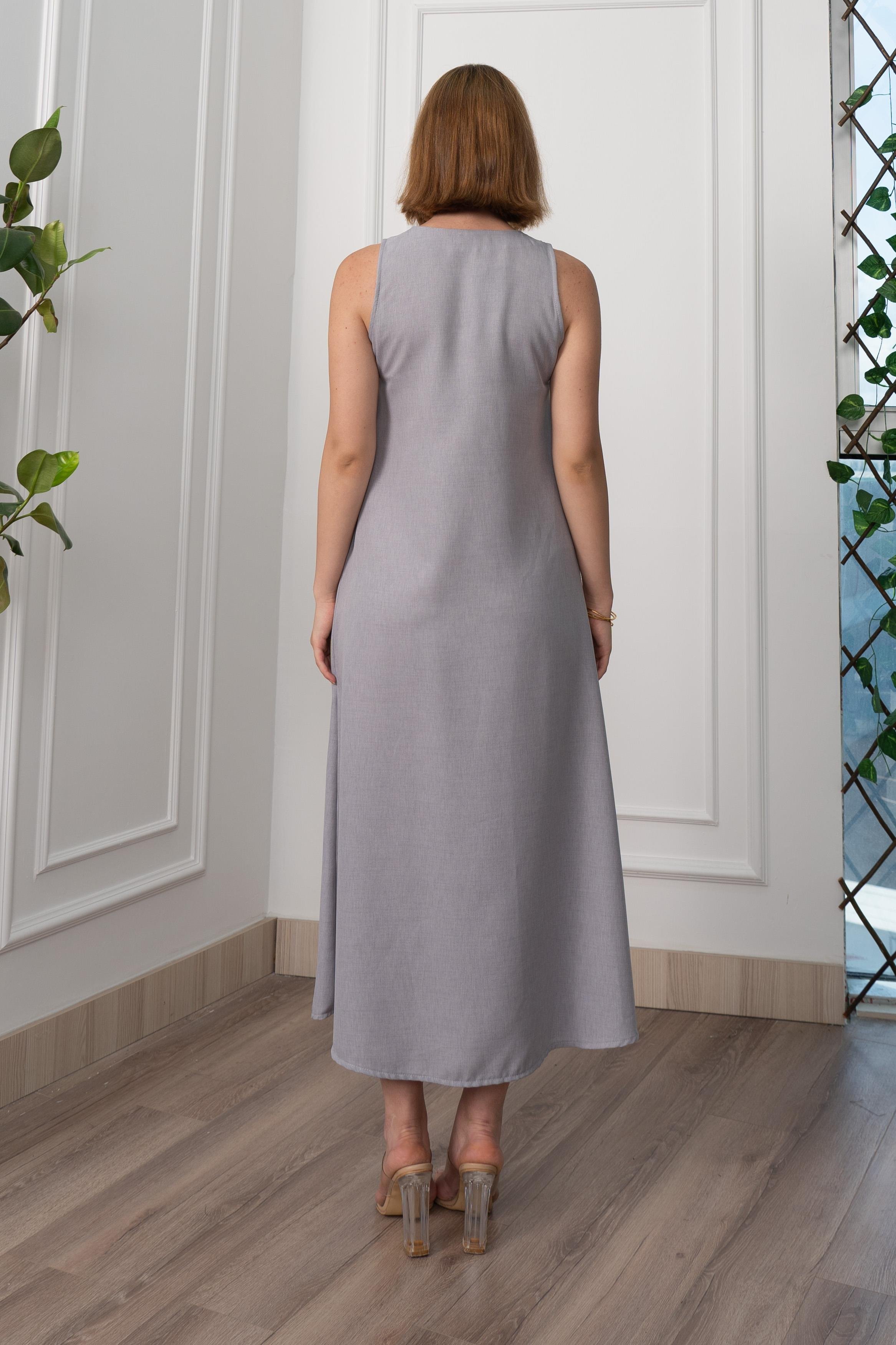 V Yaka Spagetti İp Detaylı Yırtmaçlı Uzun Elbise 50324