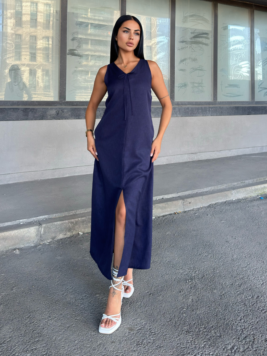 V Yaka Spagetti İp Detaylı Yırtmaçlı Uzun Elbise 50324