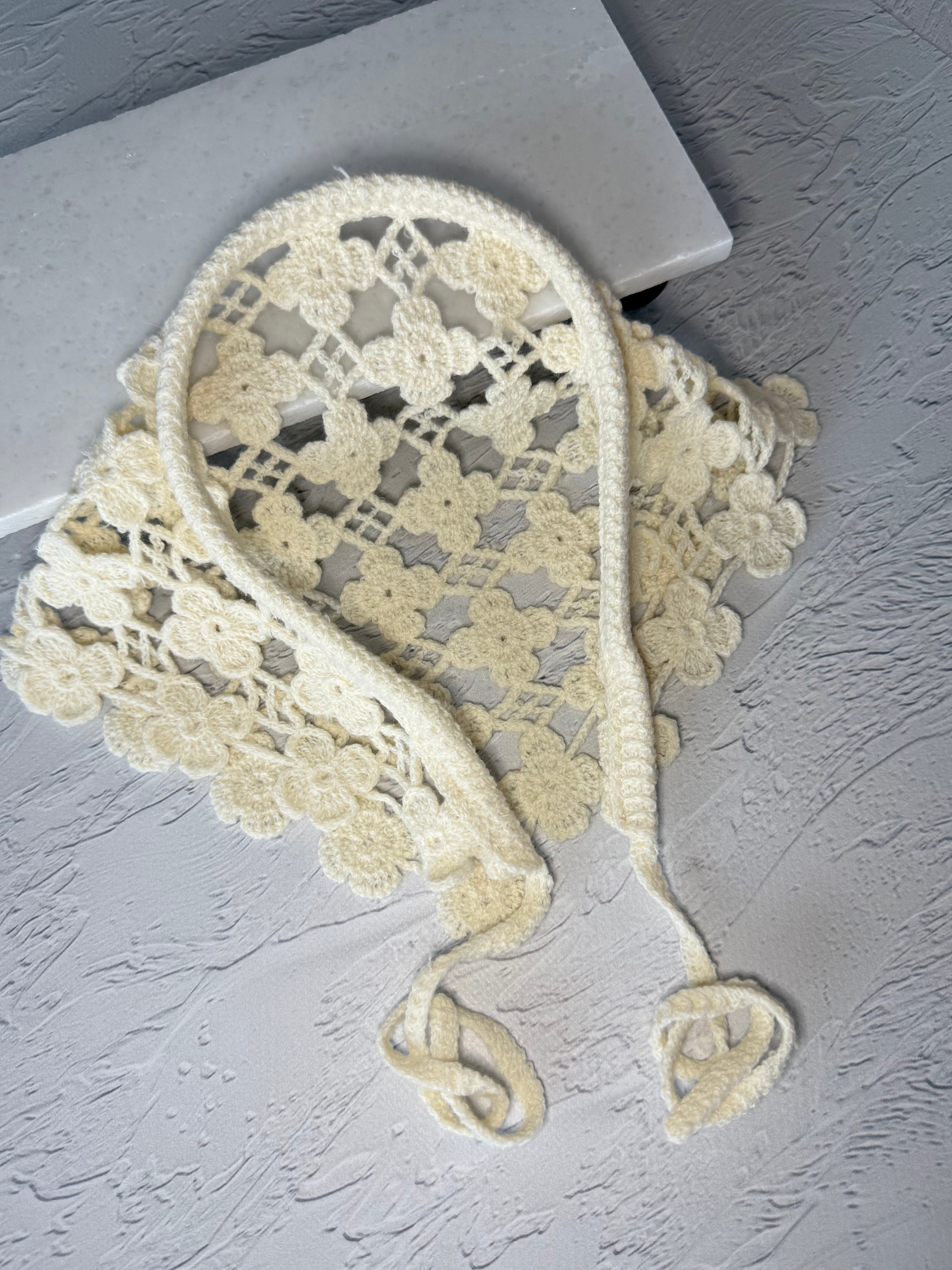 Bohem Çiçekli Taç 