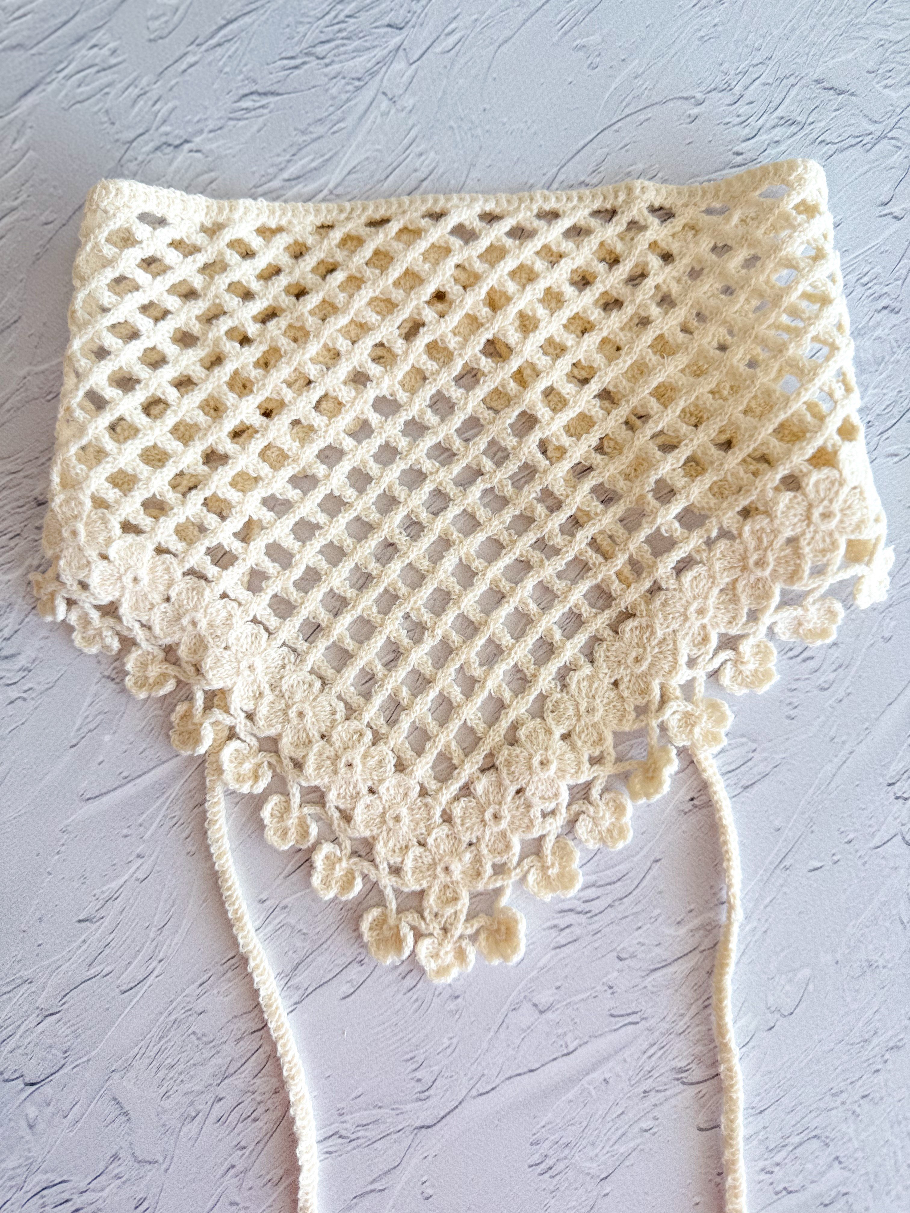File Model Uçları Çiçekli Bohem Bandana 