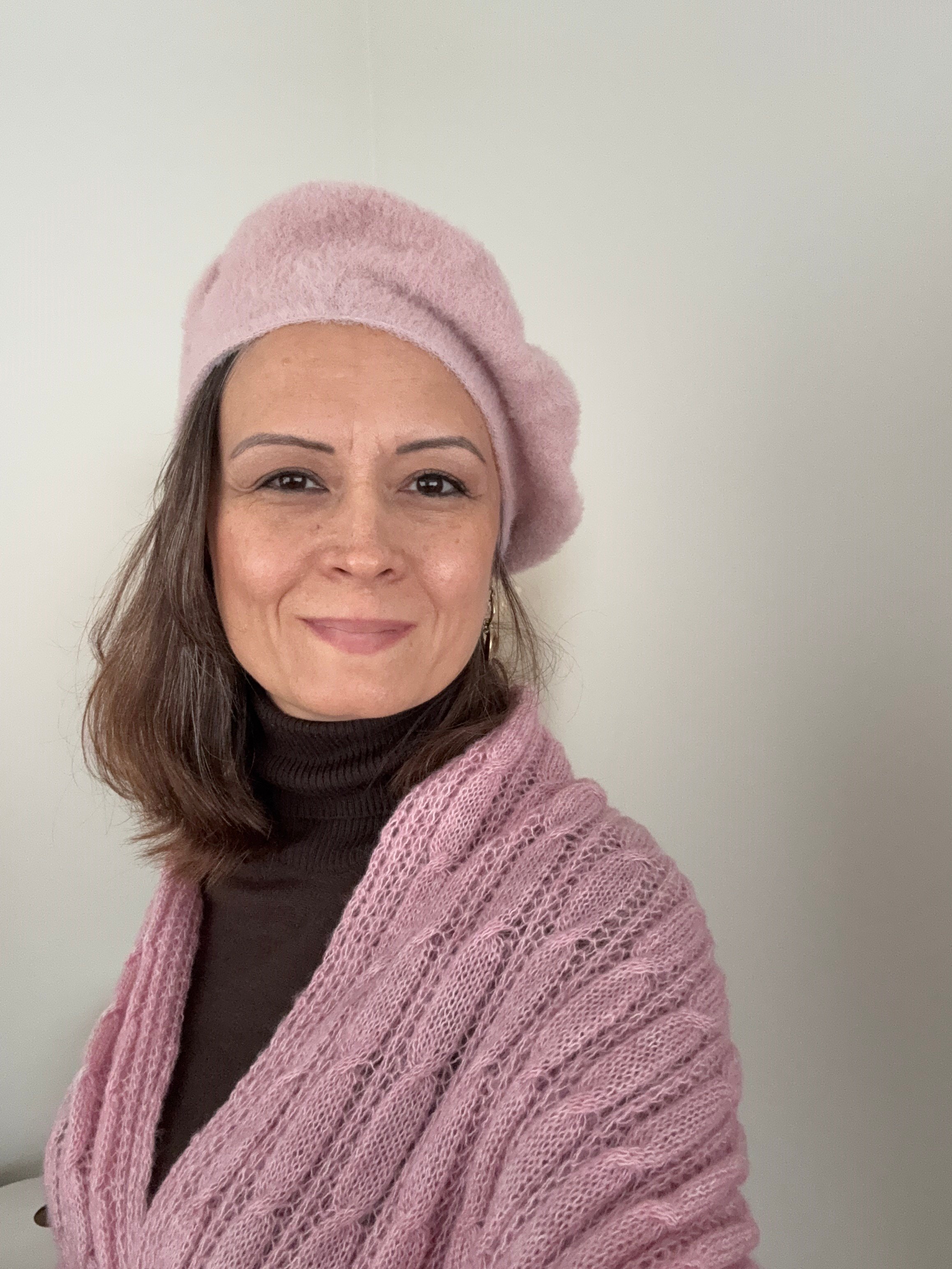 Yumuşak Dokulu Fransız Model Kadın Ressam Beresi 