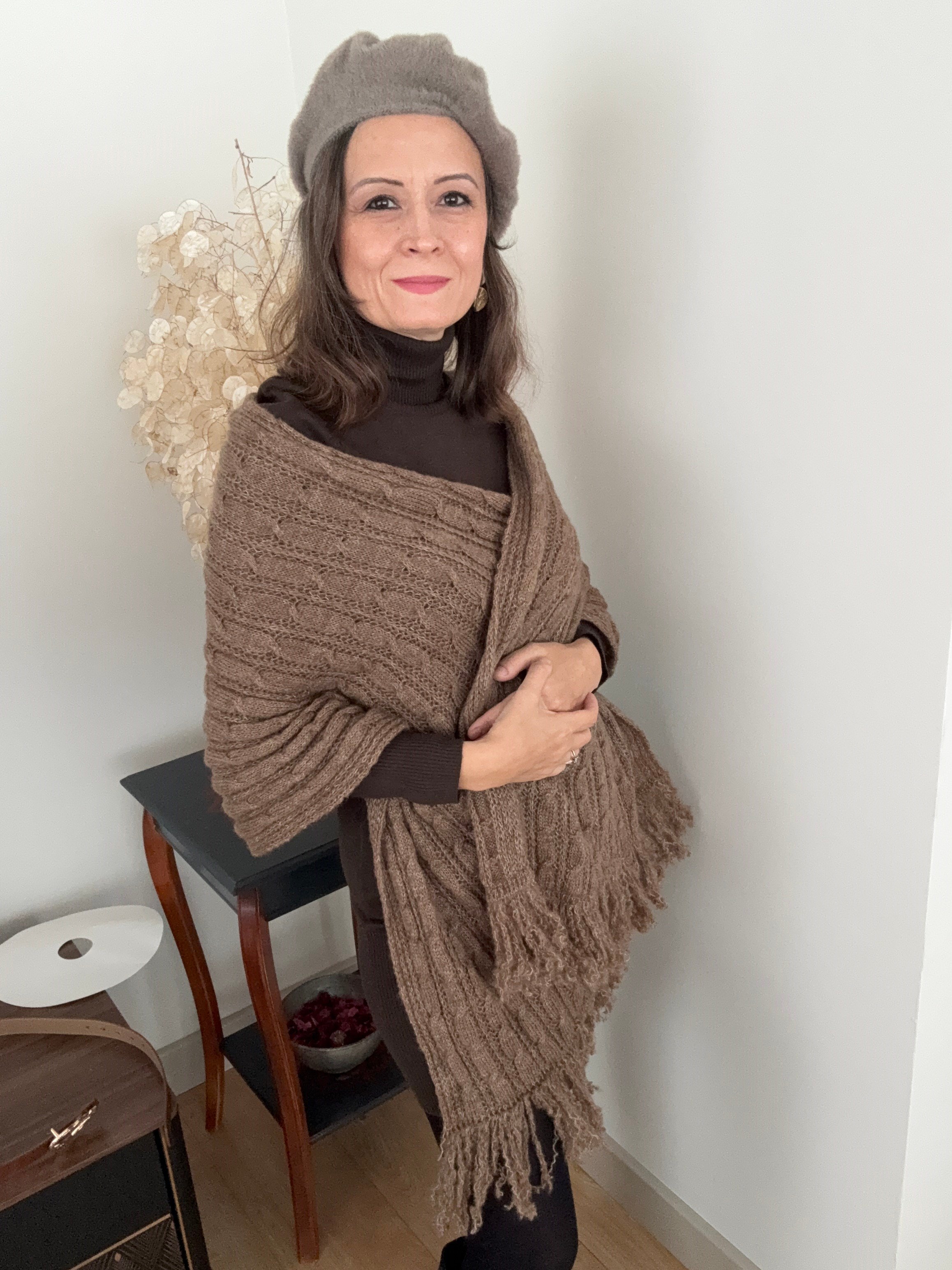 Yumuşak Dokulu Fransız Model Kadın Ressam Beresi 