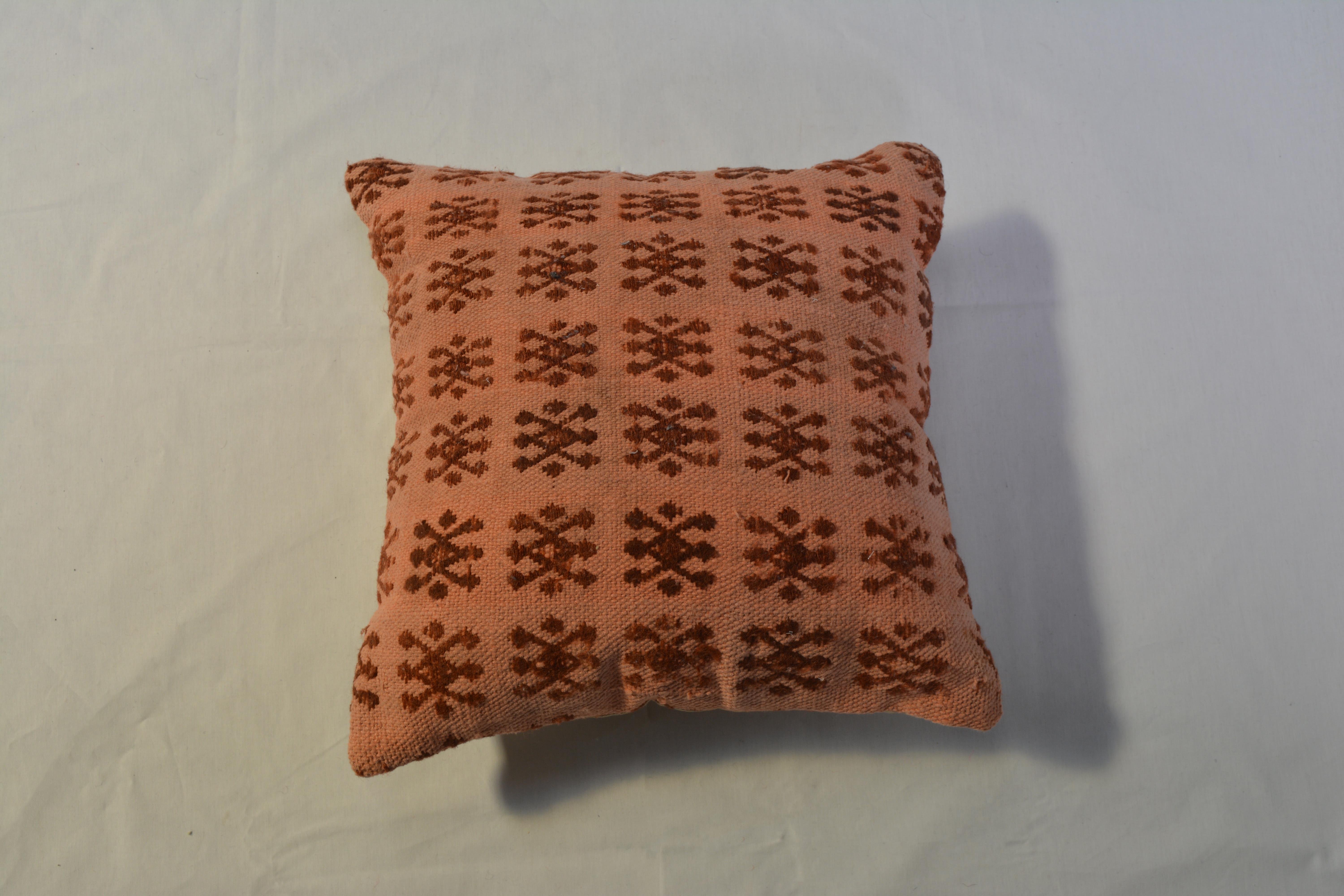 Madalyon Kırlent Portakal Kilim