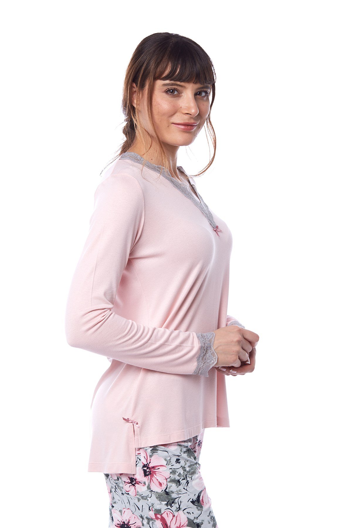 Kadın Büyük Çiçek Desenli Dantelli Pijama Takımı