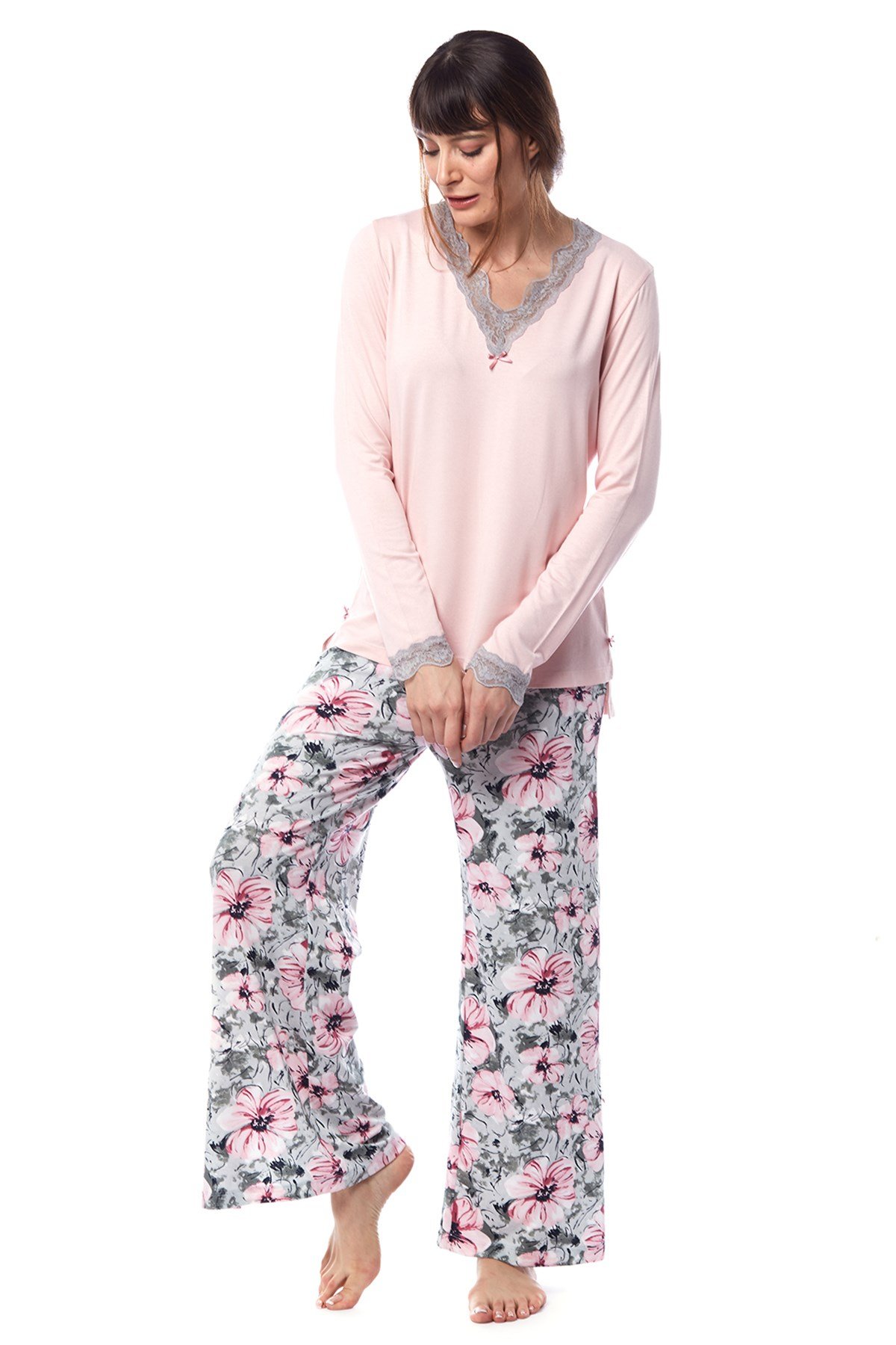 Kadın Büyük Çiçek Desenli Dantelli Pijama Takımı