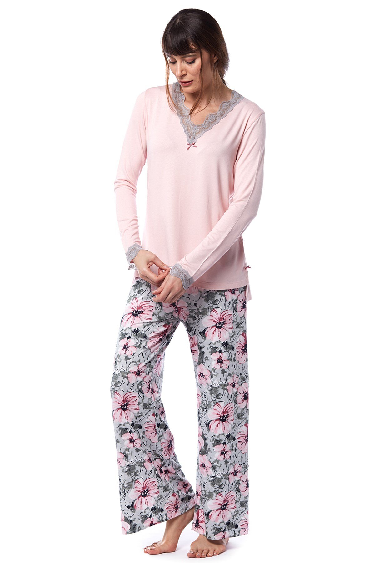 Kadın Büyük Çiçek Desenli Dantelli Pijama Takımı