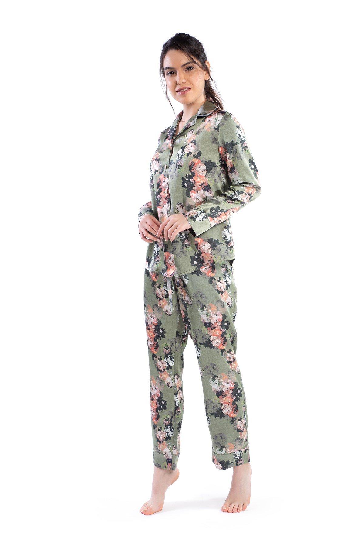 Kadın Yeşil Saten Önden Düğmeli Pijama