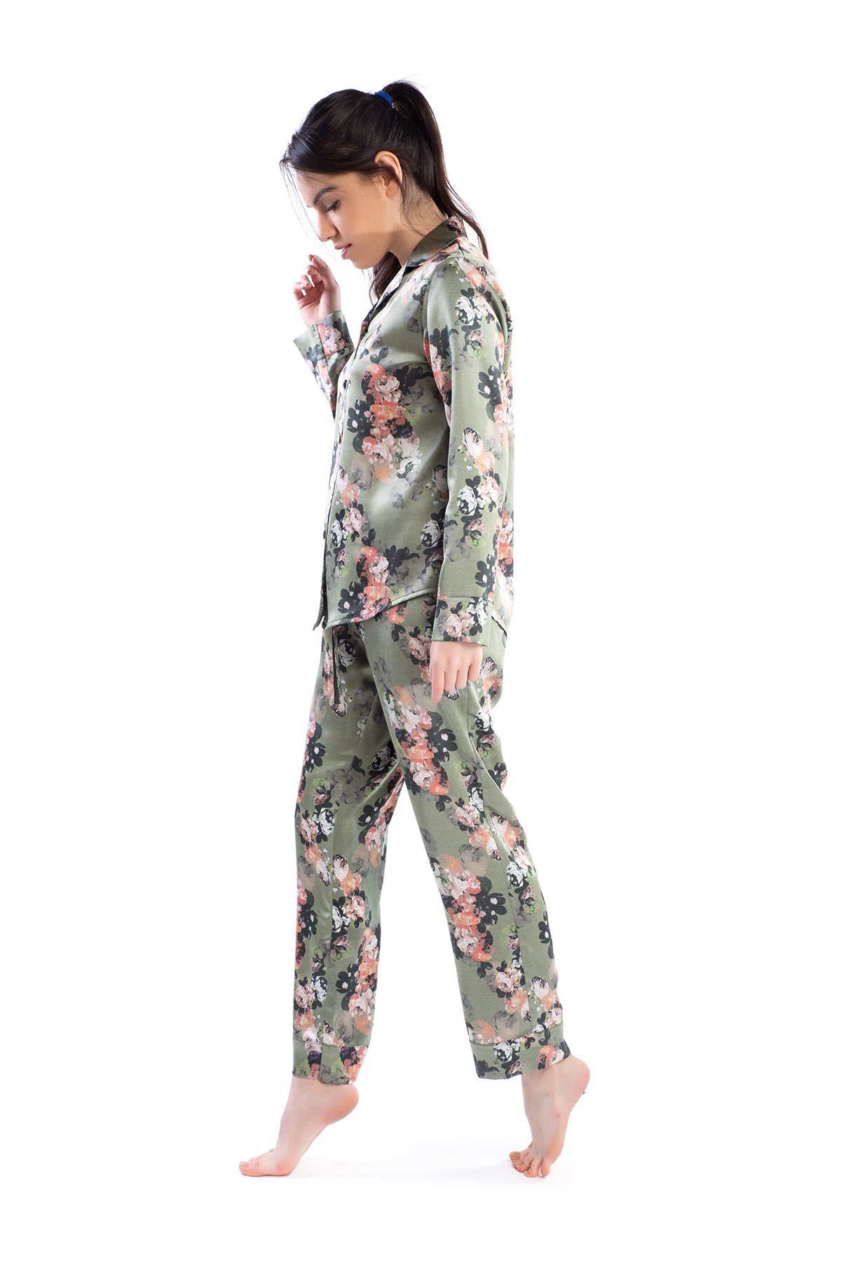 Kadın Yeşil Saten Önden Düğmeli Pijama