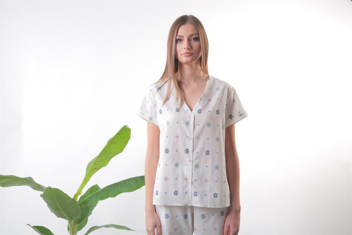 Mavi Naskışlı Düğmeli Pamuklu Pijama Takımı