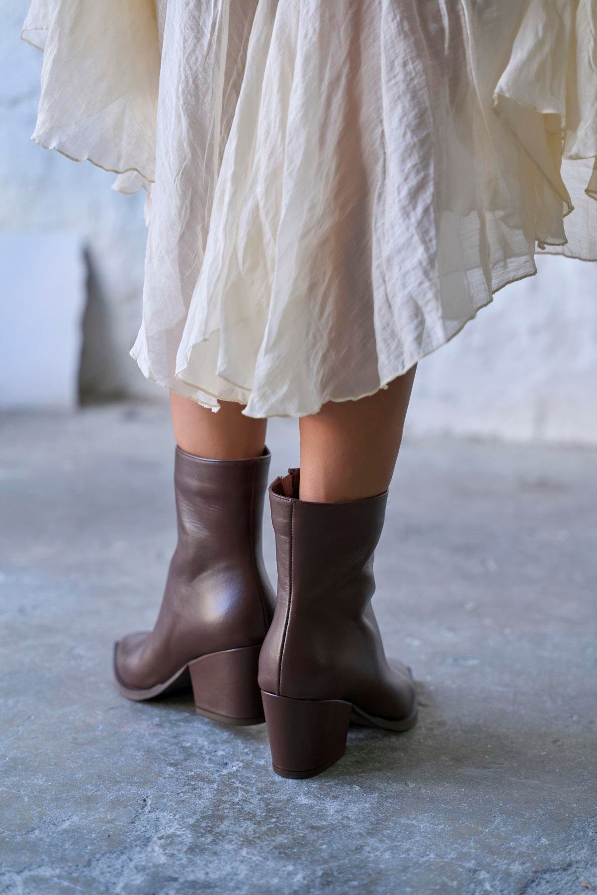 BONDİ KAHVE DERİ BOT