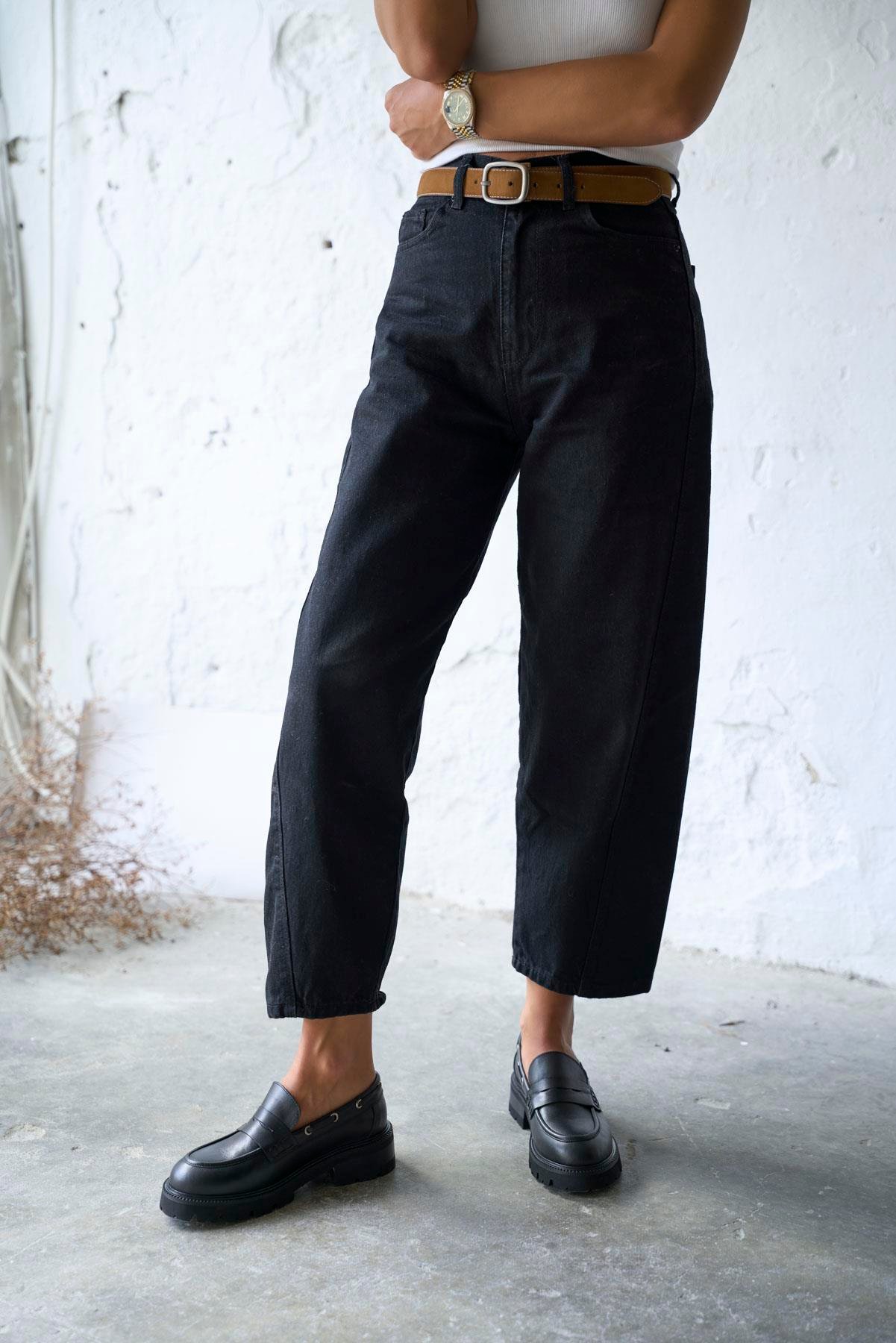 CAUX SİYAH DERİ MAKOSEN