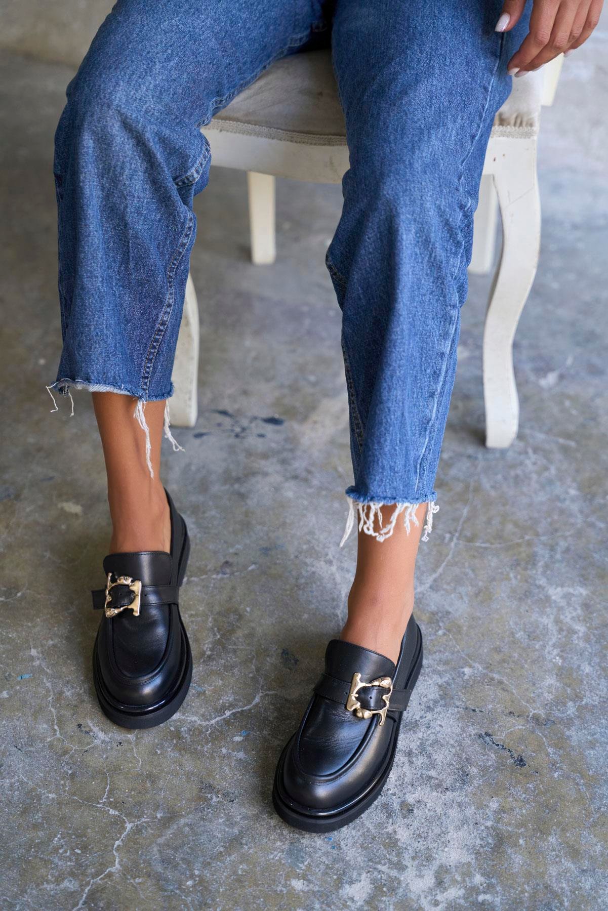 CLİNE SİYAH DERİ MAKOSEN