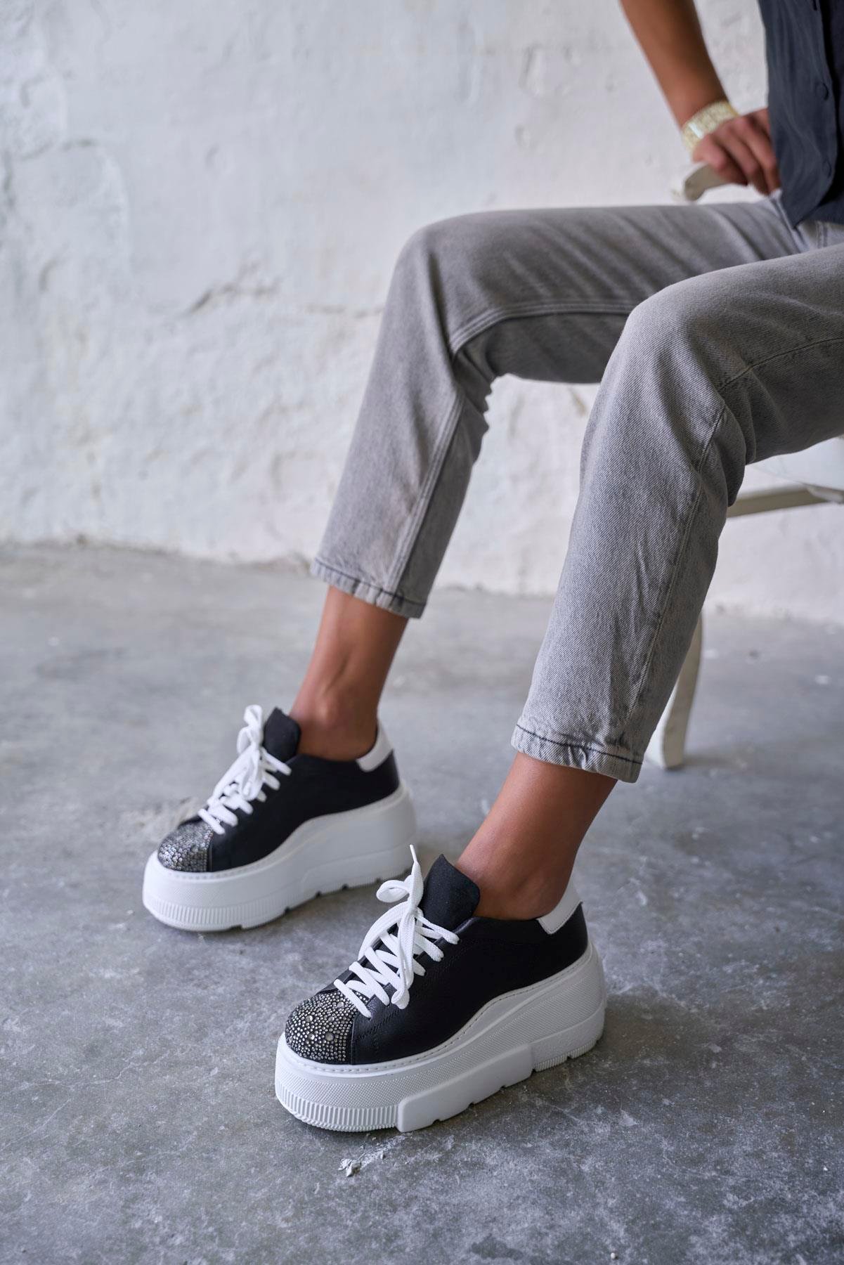 DAVOS SİYAH SPOR AYAKKABI 