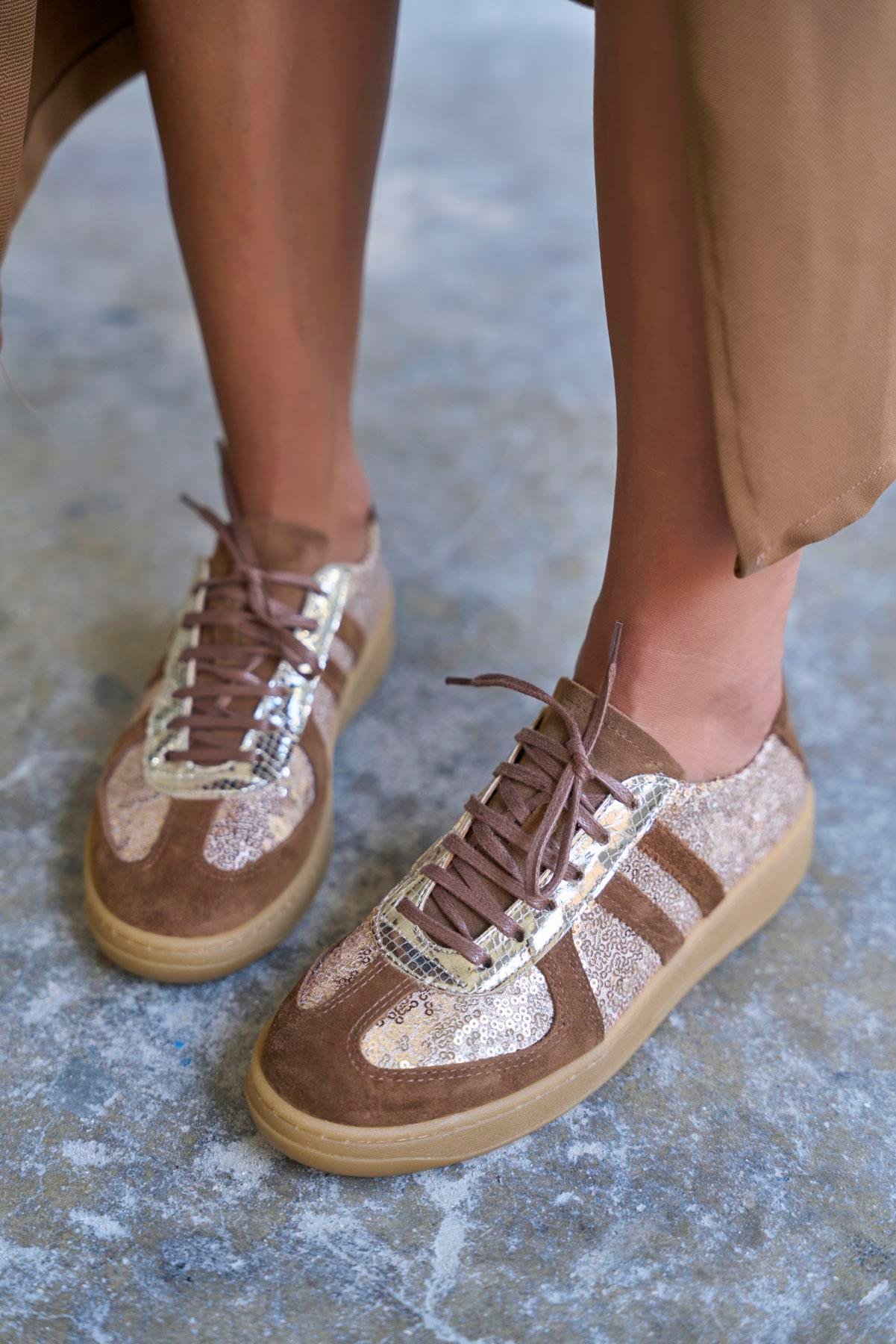 EVAN KAHVE GOLD PULLU SPOR AYAKKABI