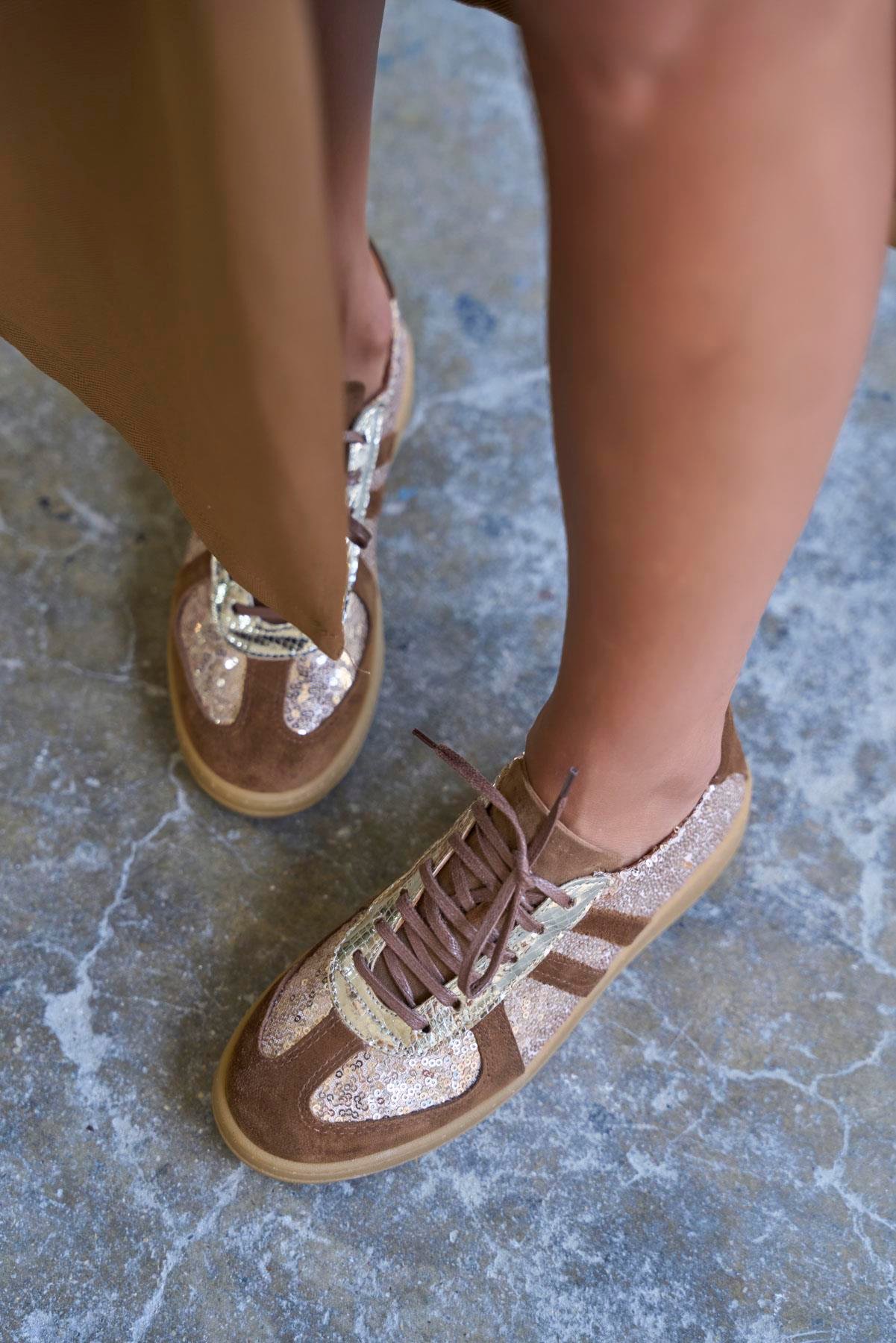 EVAN KAHVE GOLD PULLU SPOR AYAKKABI