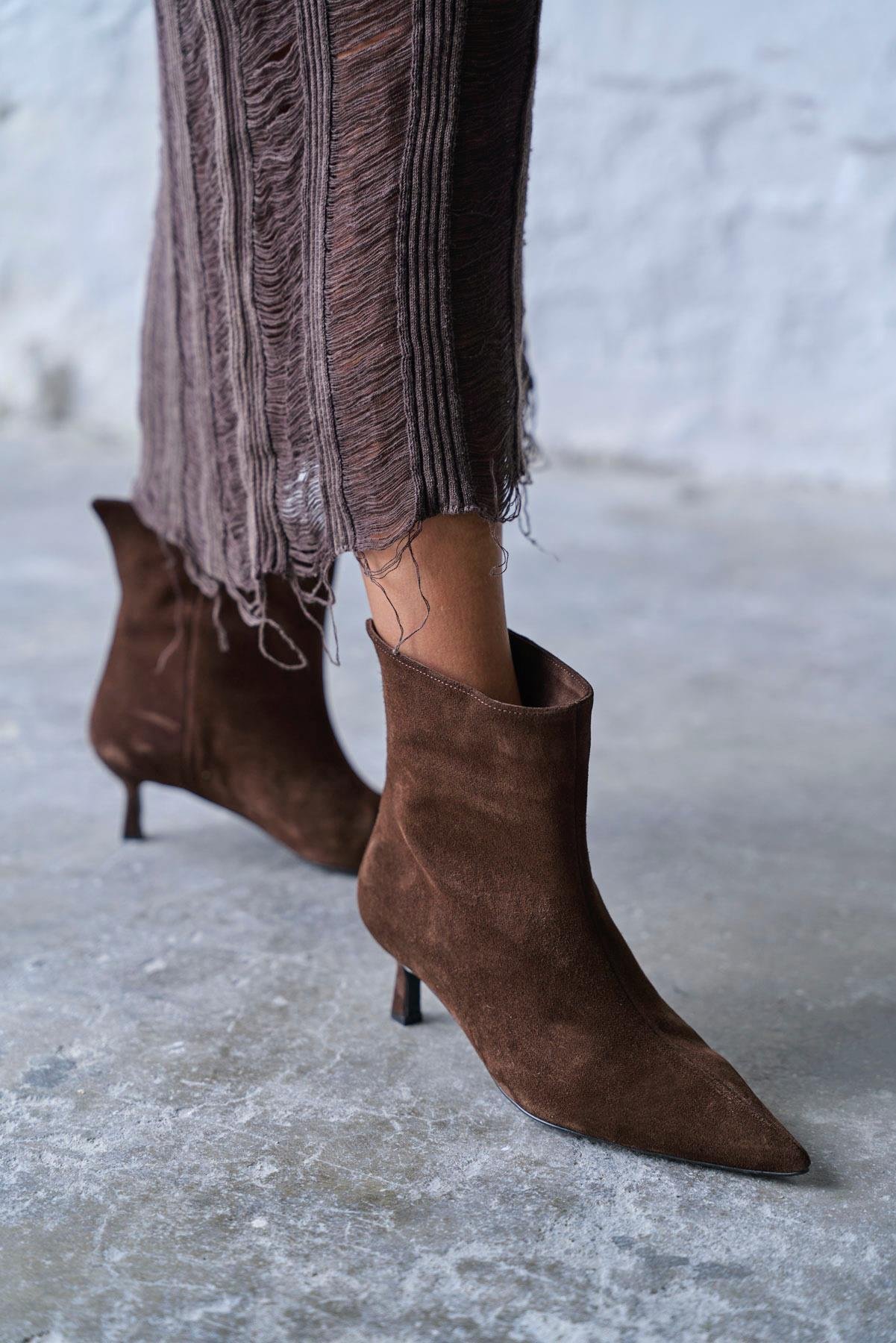 GAİL KAHVE SÜET TOPUKLU BOT