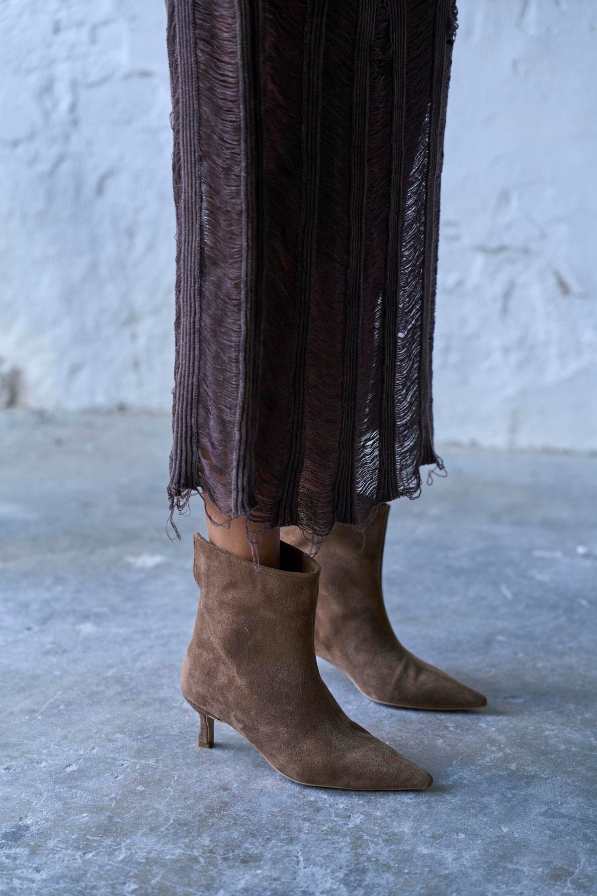 GAİL KUM SÜET TOPUKLU BOT