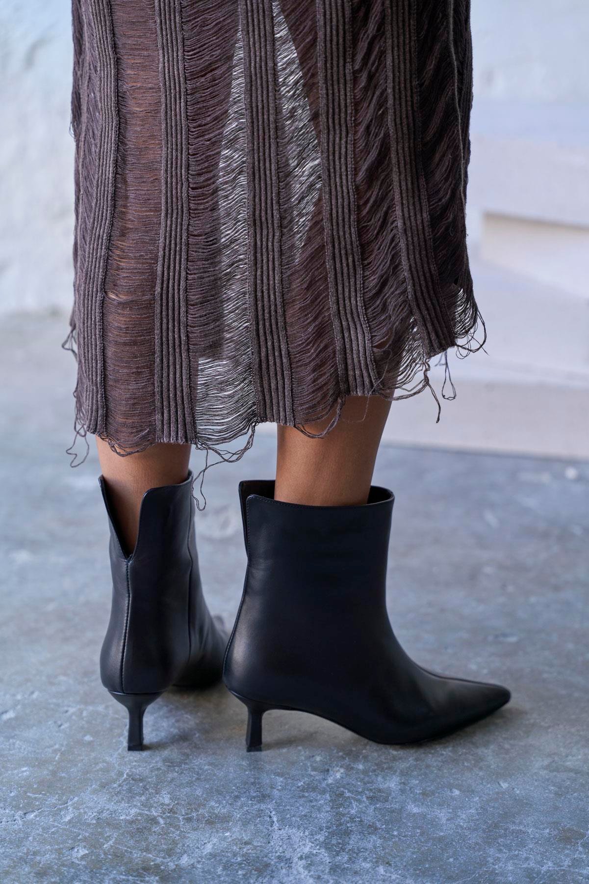 GAİL SİYAH DERİ TOPUKLU BOT