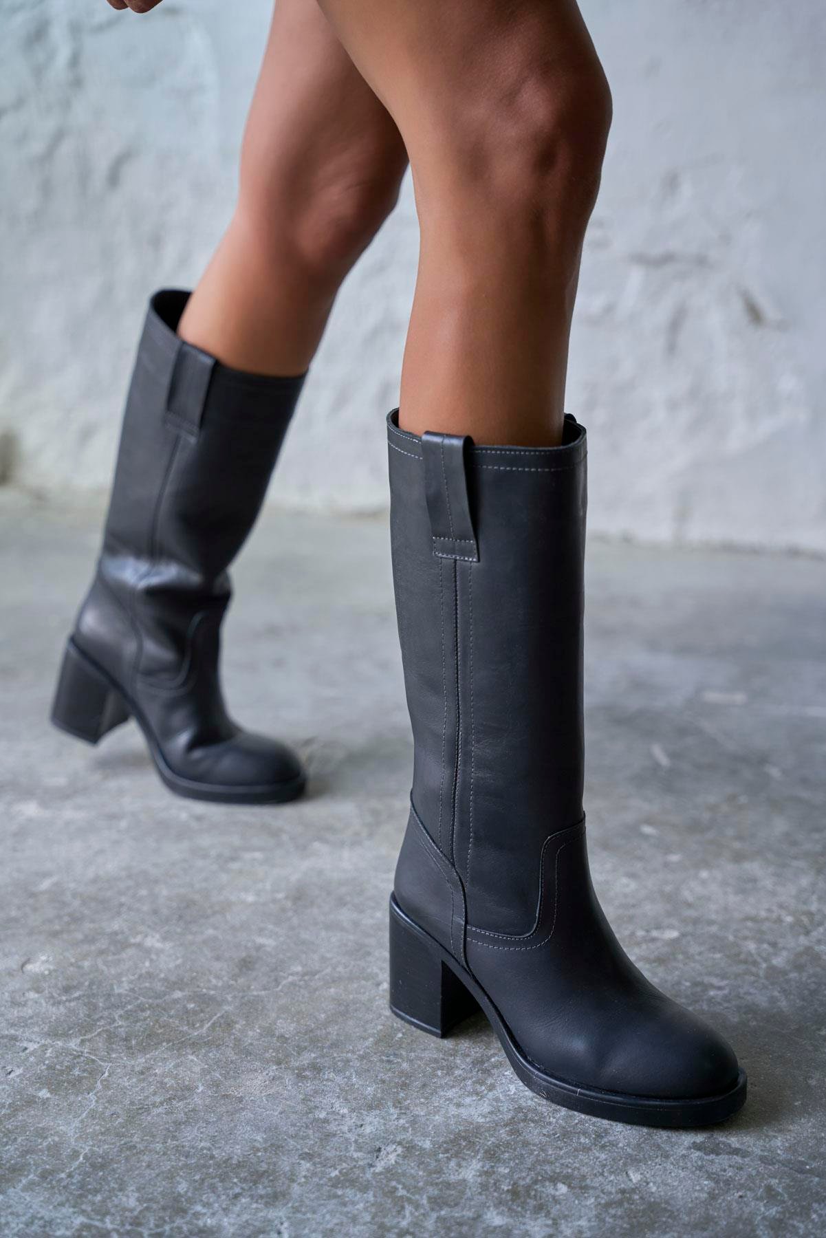 GALLEN SİYAH DERİ ÇİZME